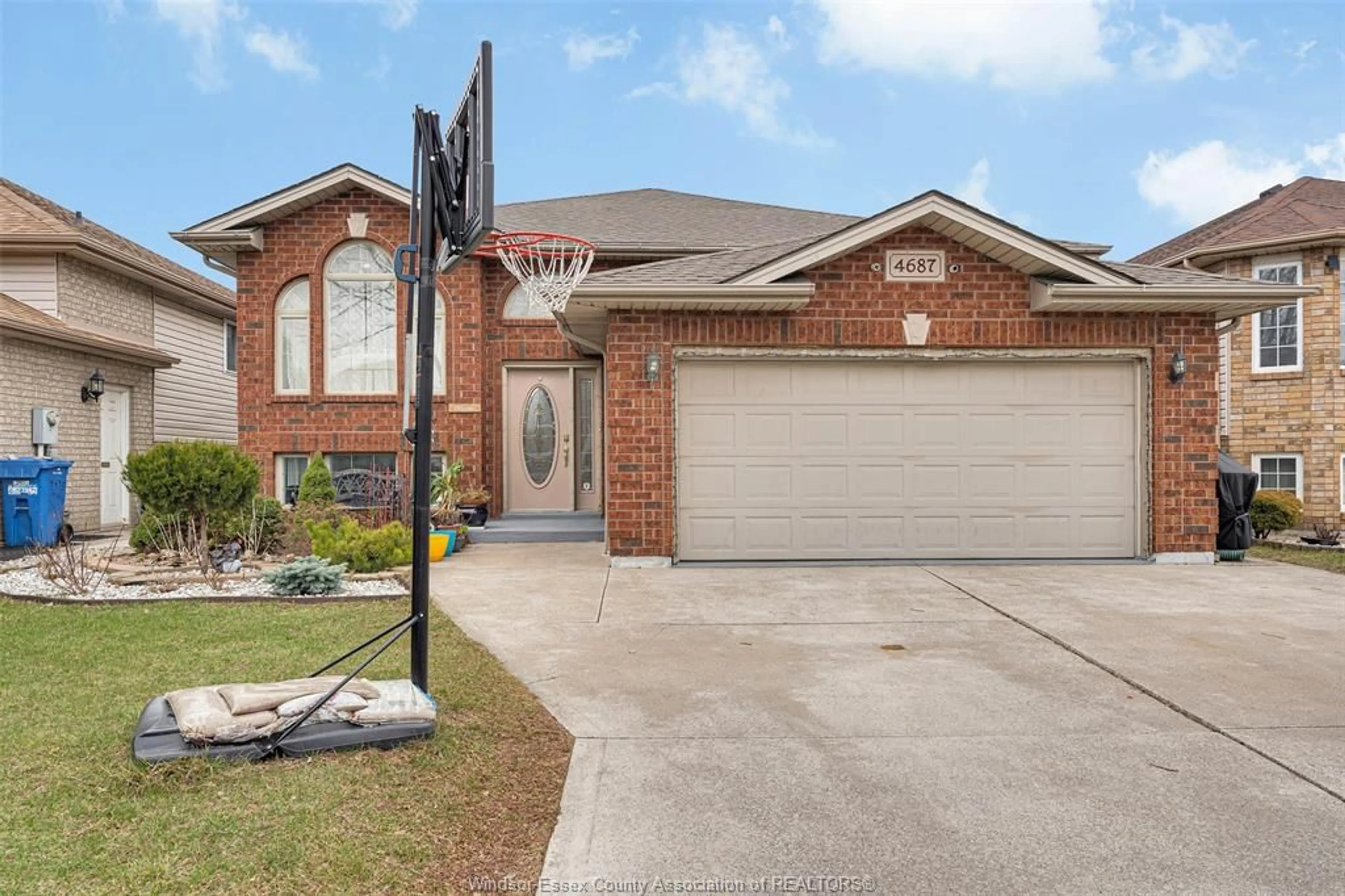 Home with brick exterior material, street for 4687 Sassafras Ave, Windsor Ontario N9G 3E3