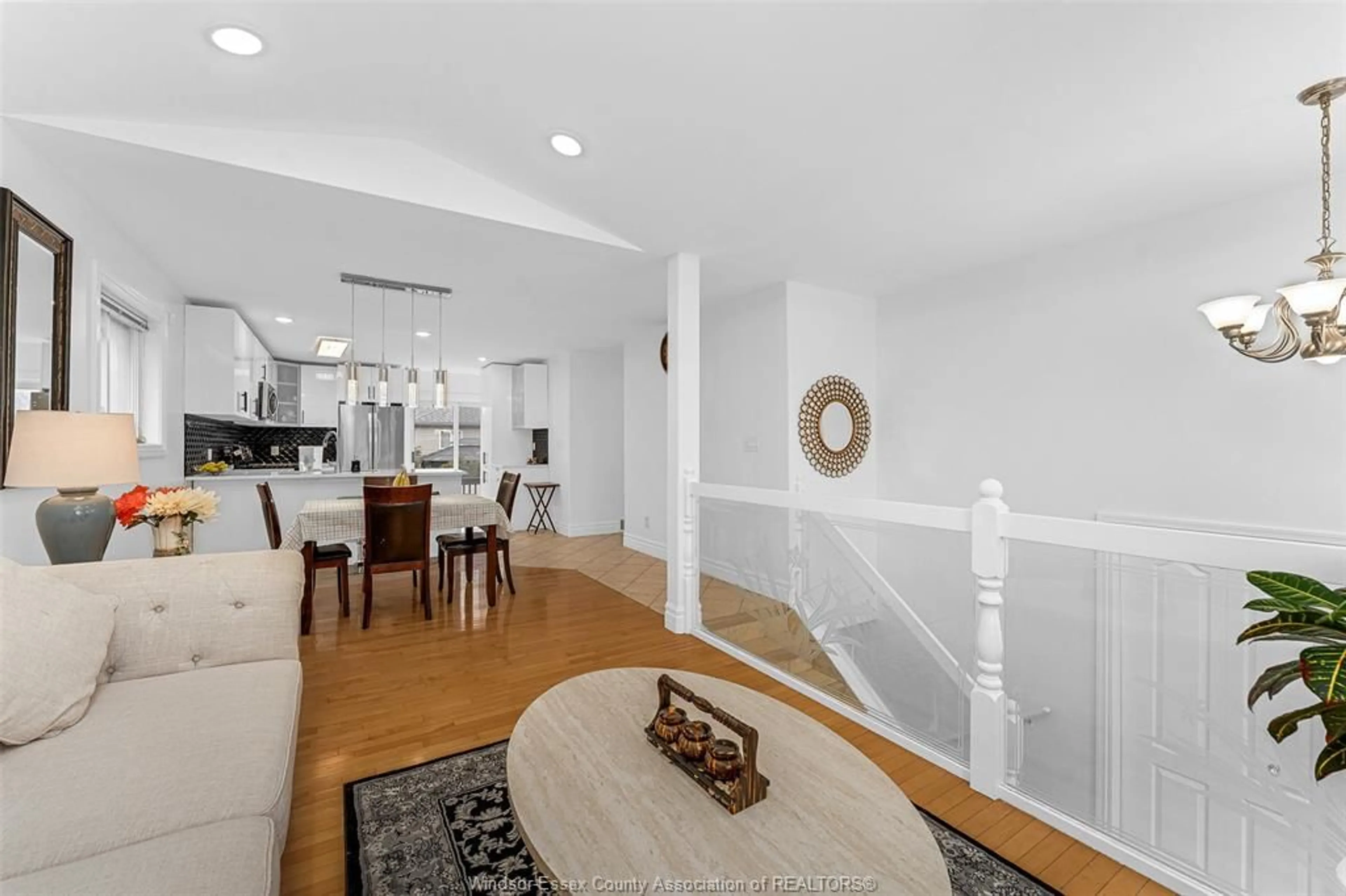 Unknown for 4687 Sassafras Ave, Windsor Ontario N9G 3E3