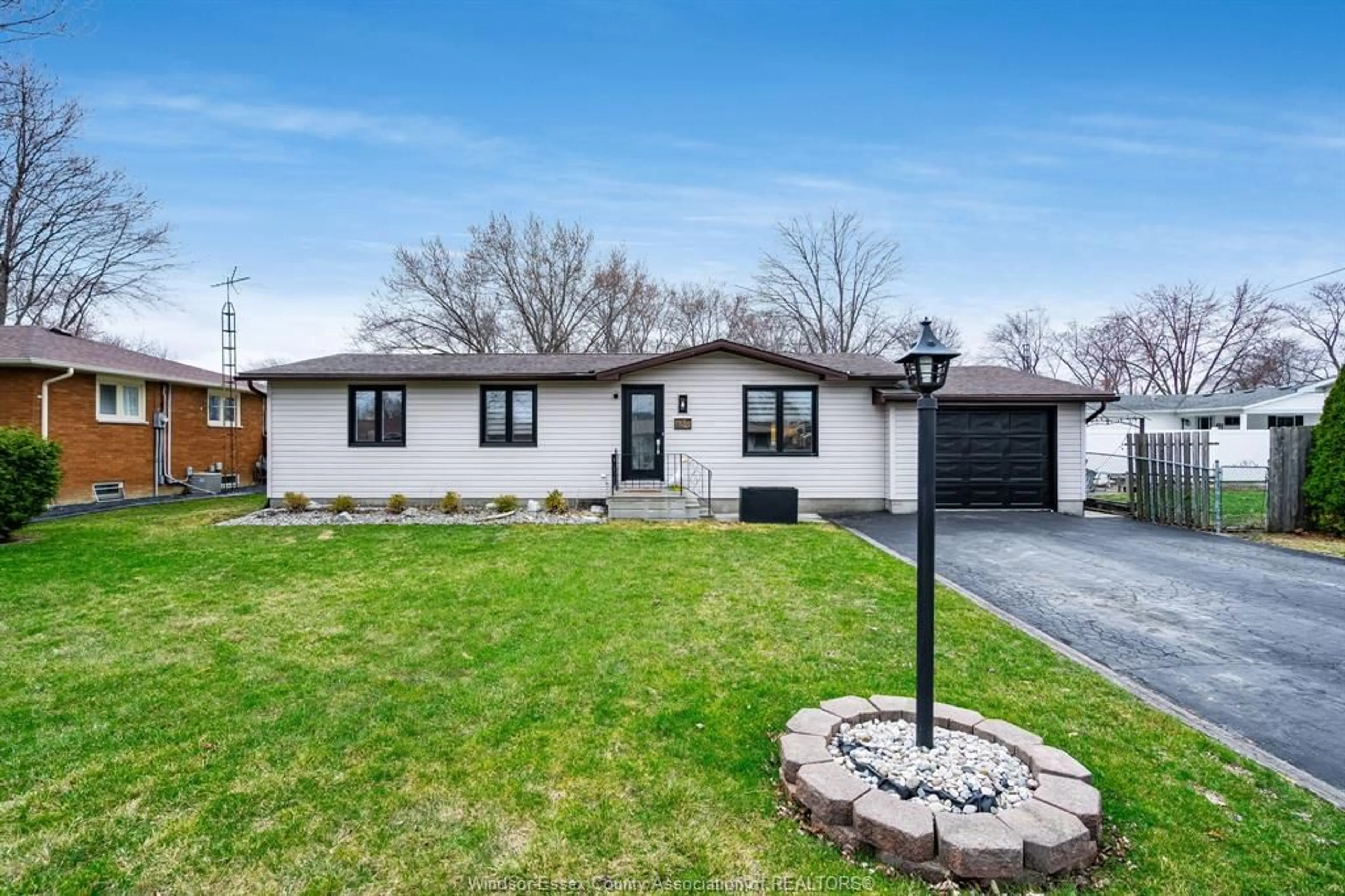 Unknown for 659 Henry, Belle River Ontario N0R 1A0