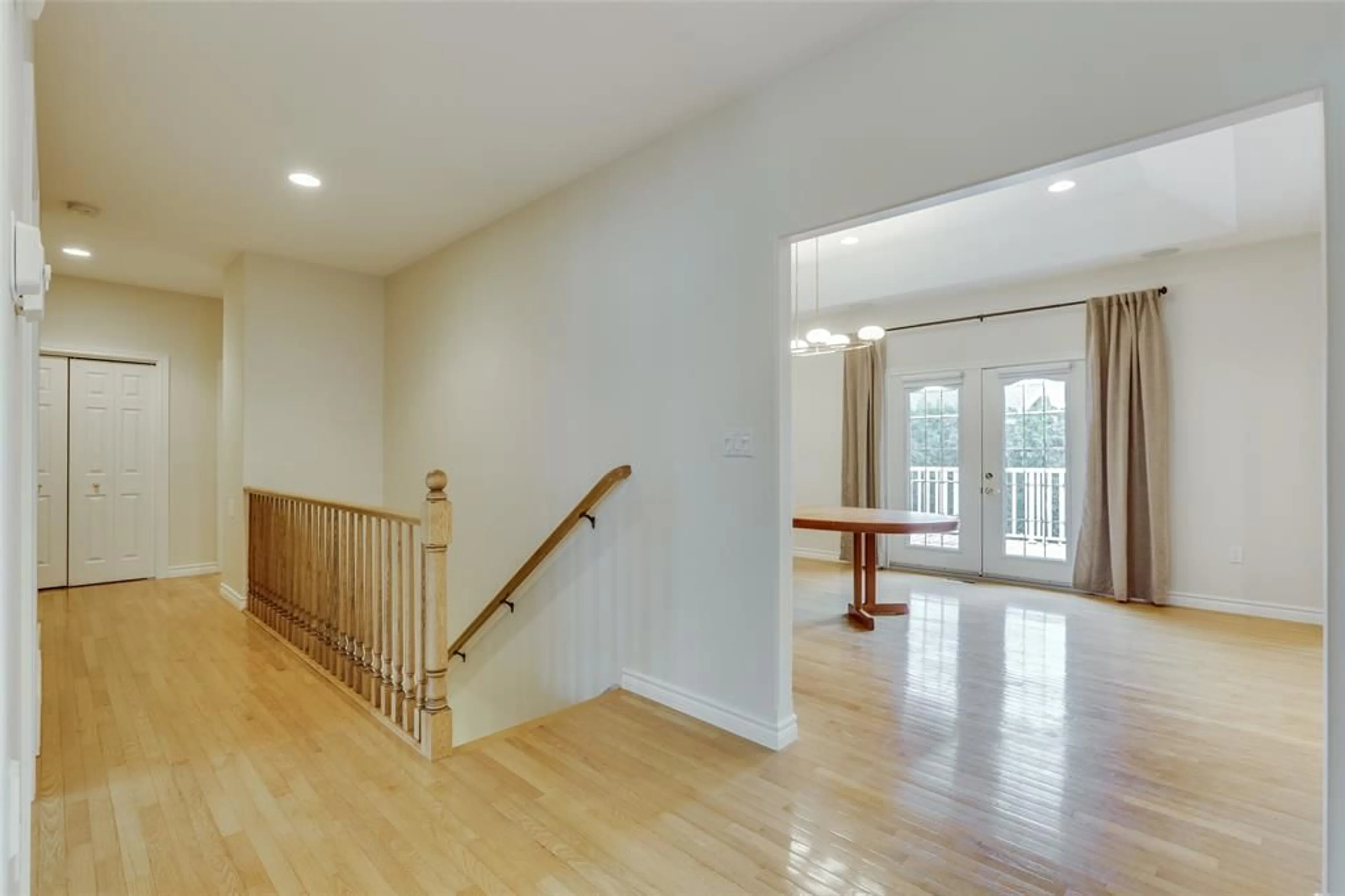 Unknown for 41 SUNSET Ave, Warwick-Watford Ontario N0M 2S0