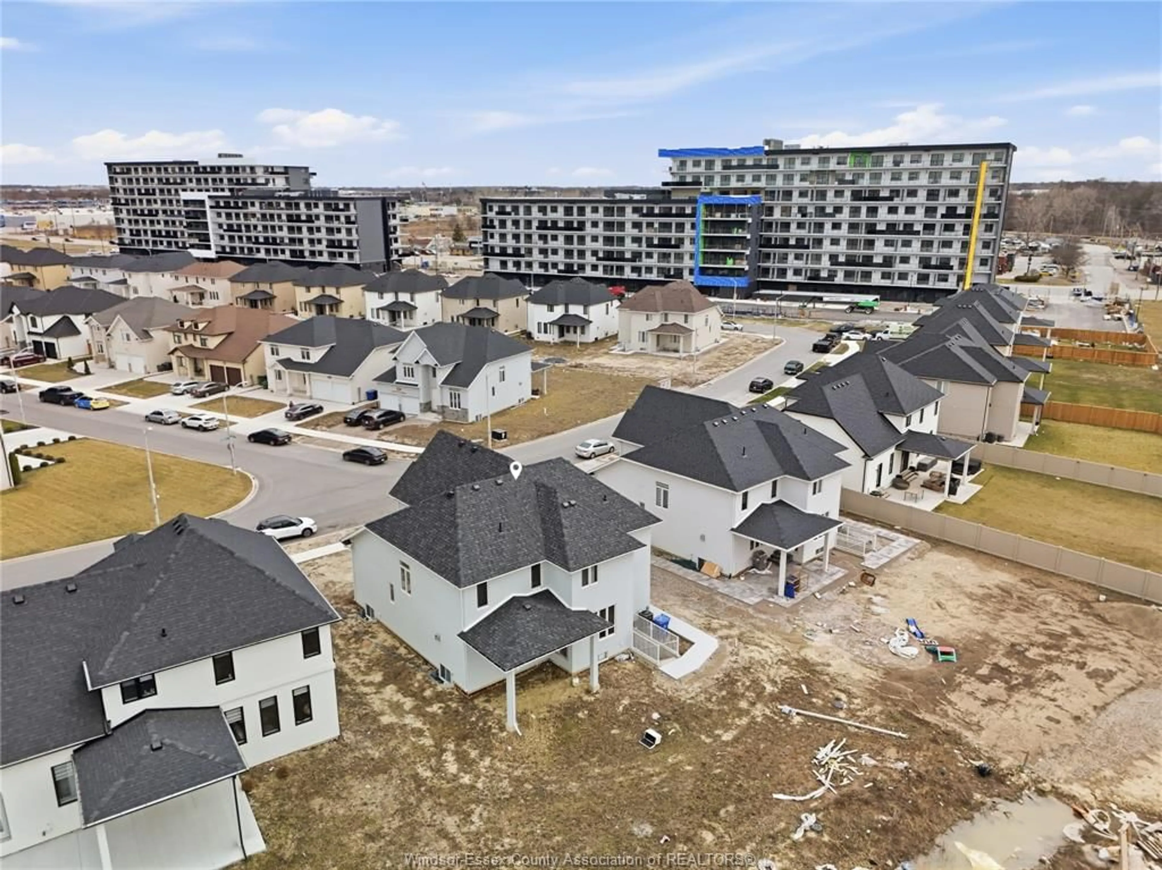 A pic from outside/outdoor area/front of a property/back of a property/a pic from drone, unknown for 8564 PRONOVOST Pl, Windsor Ontario N6Y 0M9