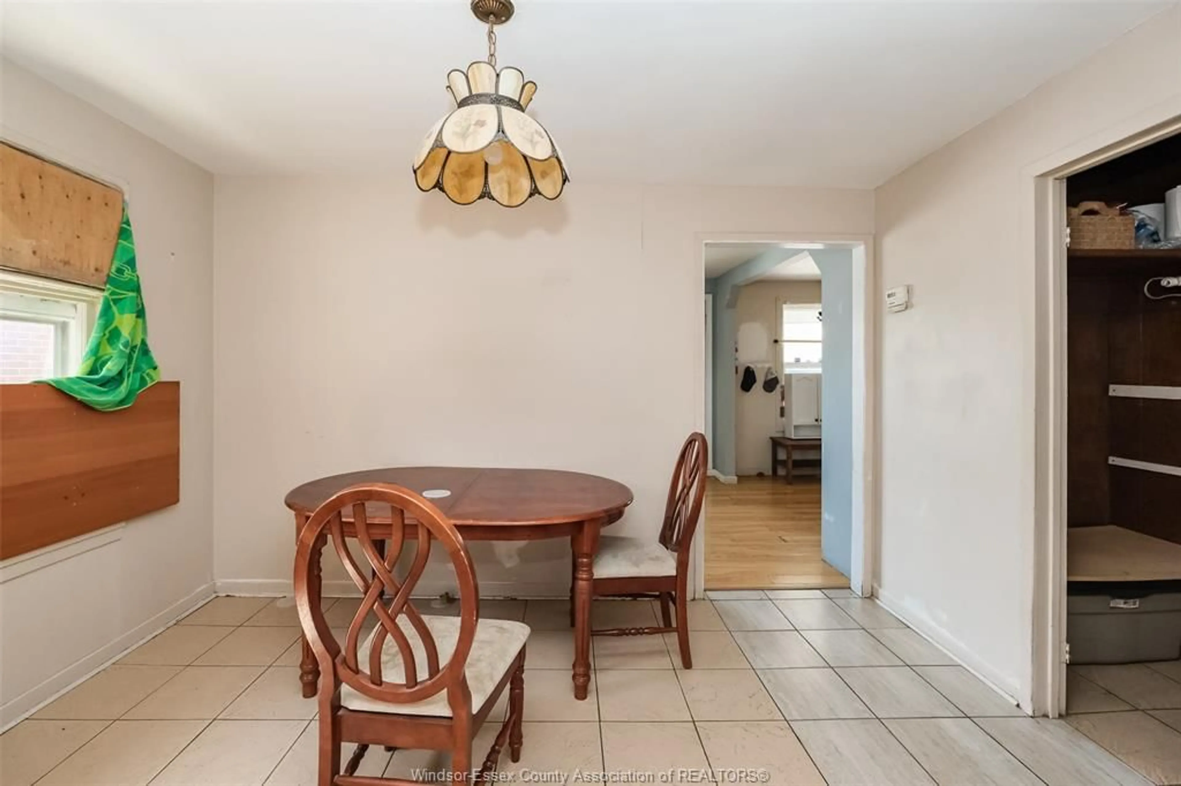 Dining room, unknown for 2288 HOWARD Ave, Windsor Ontario N8X 3V1