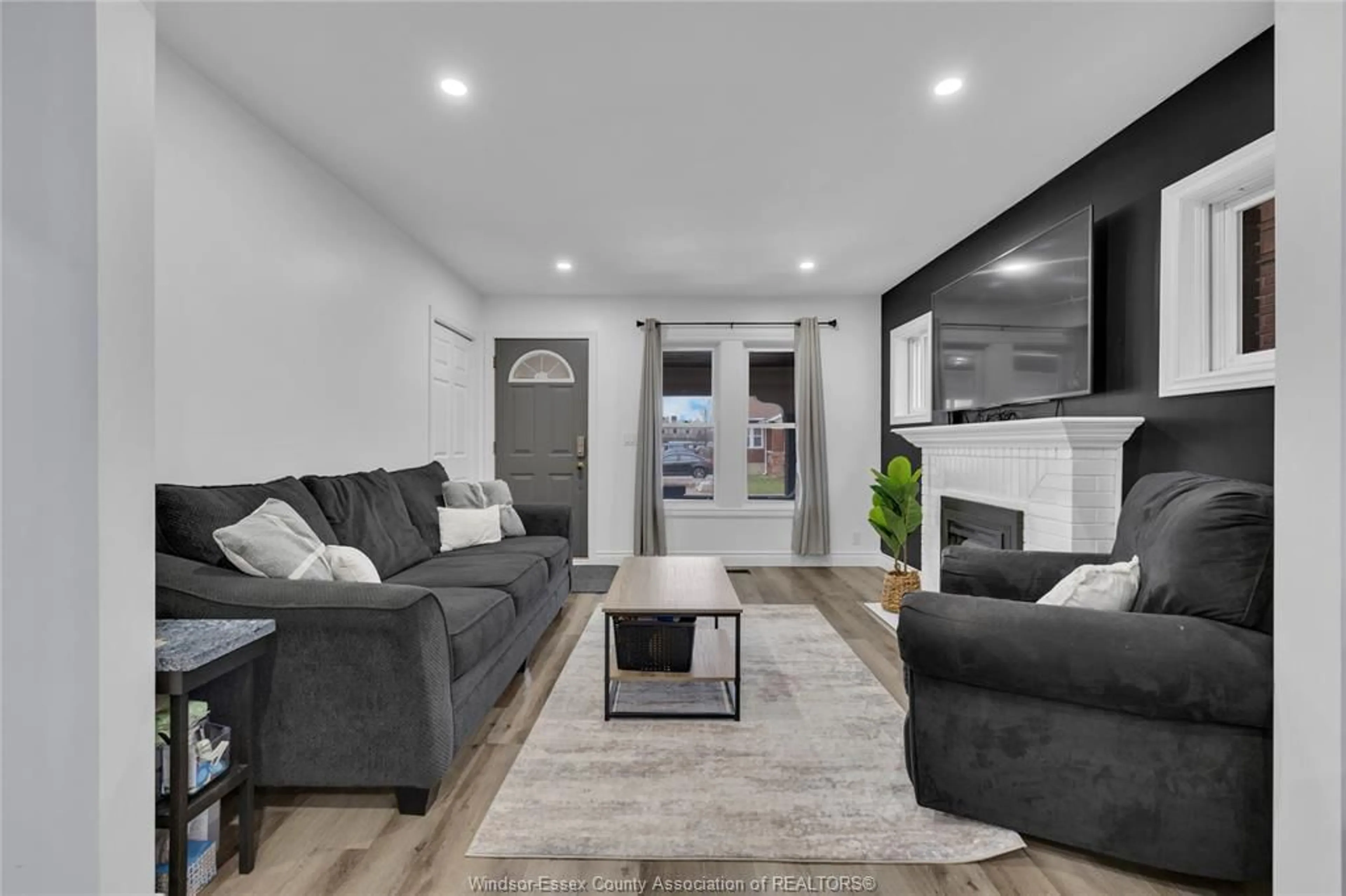 Living room with furniture, unknown for 1362 Dufferin Pl, Windsor Ontario N8X 3K1