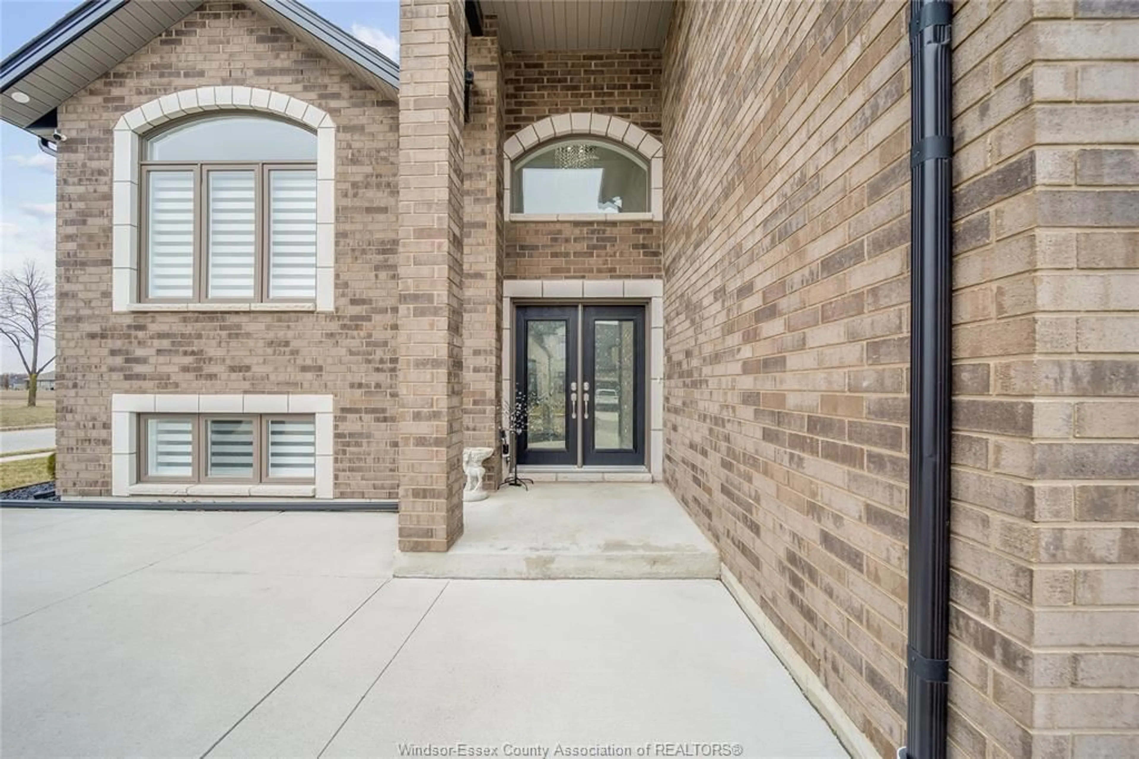 Unknown for 1649 BARKLEY Ave, Windsor Ontario N8P 0E8