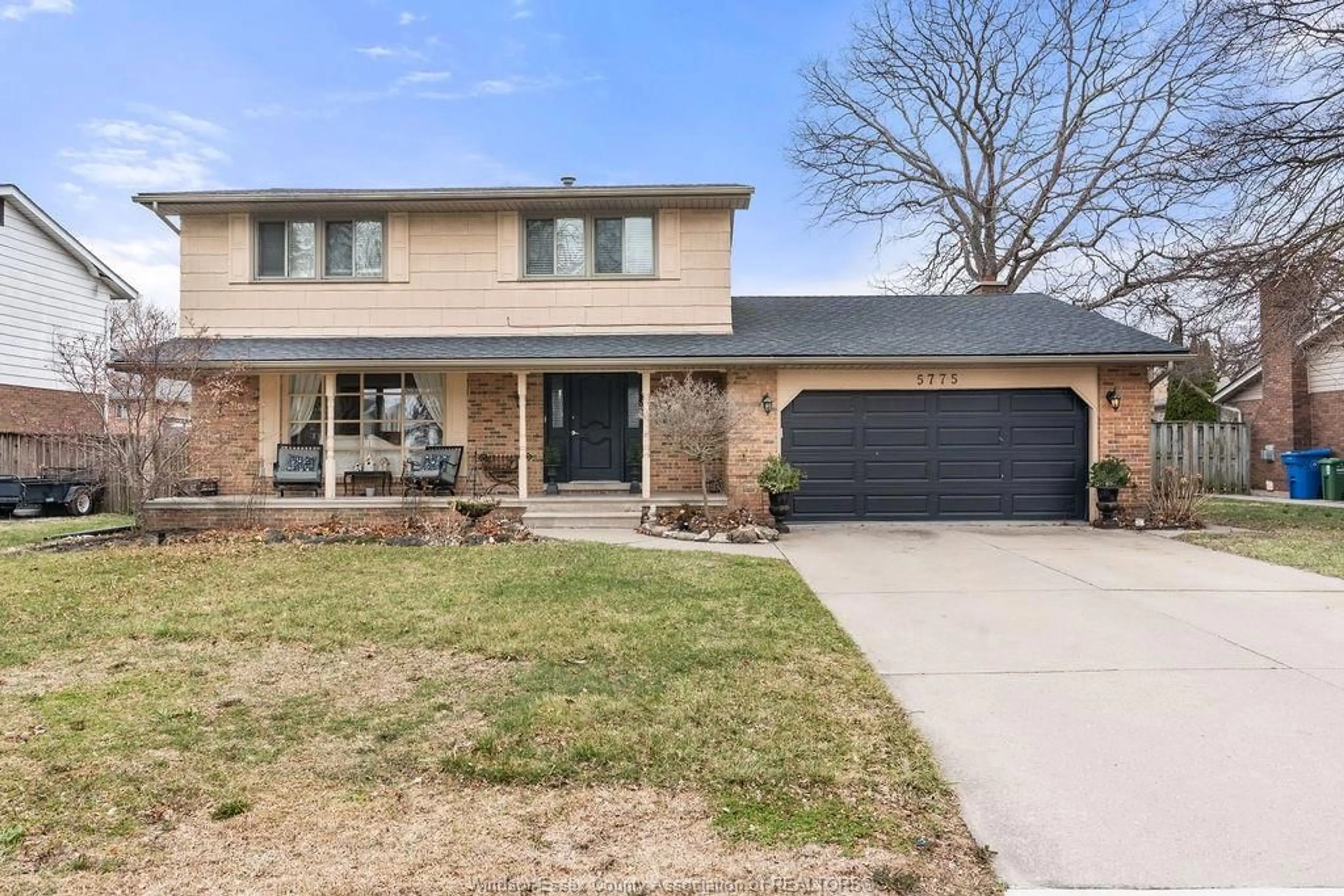 Home with brick exterior material, street for 5775 Cabot, LaSalle Ontario N9H 1L9