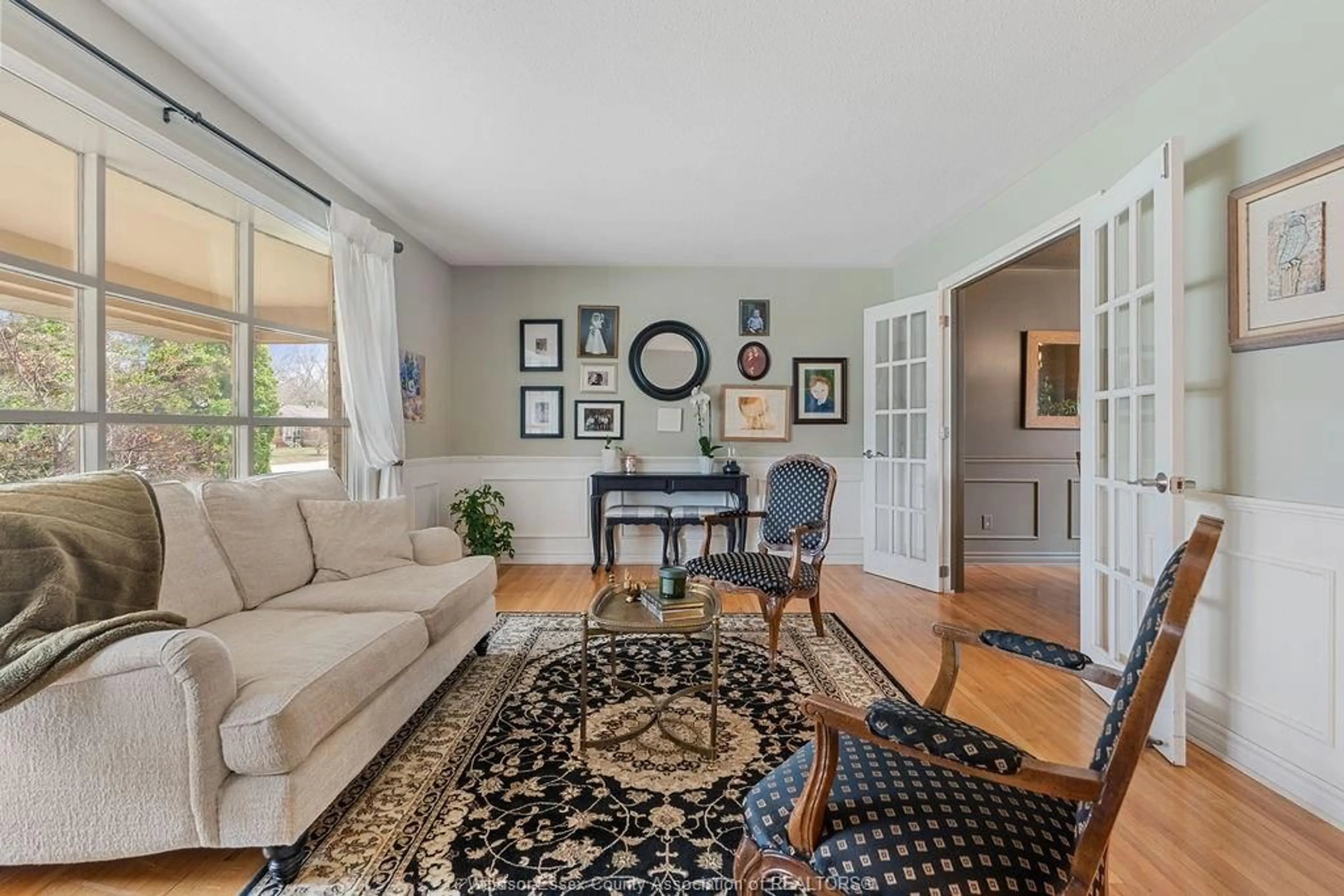 Living room with furniture, unknown for 5775 Cabot, LaSalle Ontario N9H 1L9