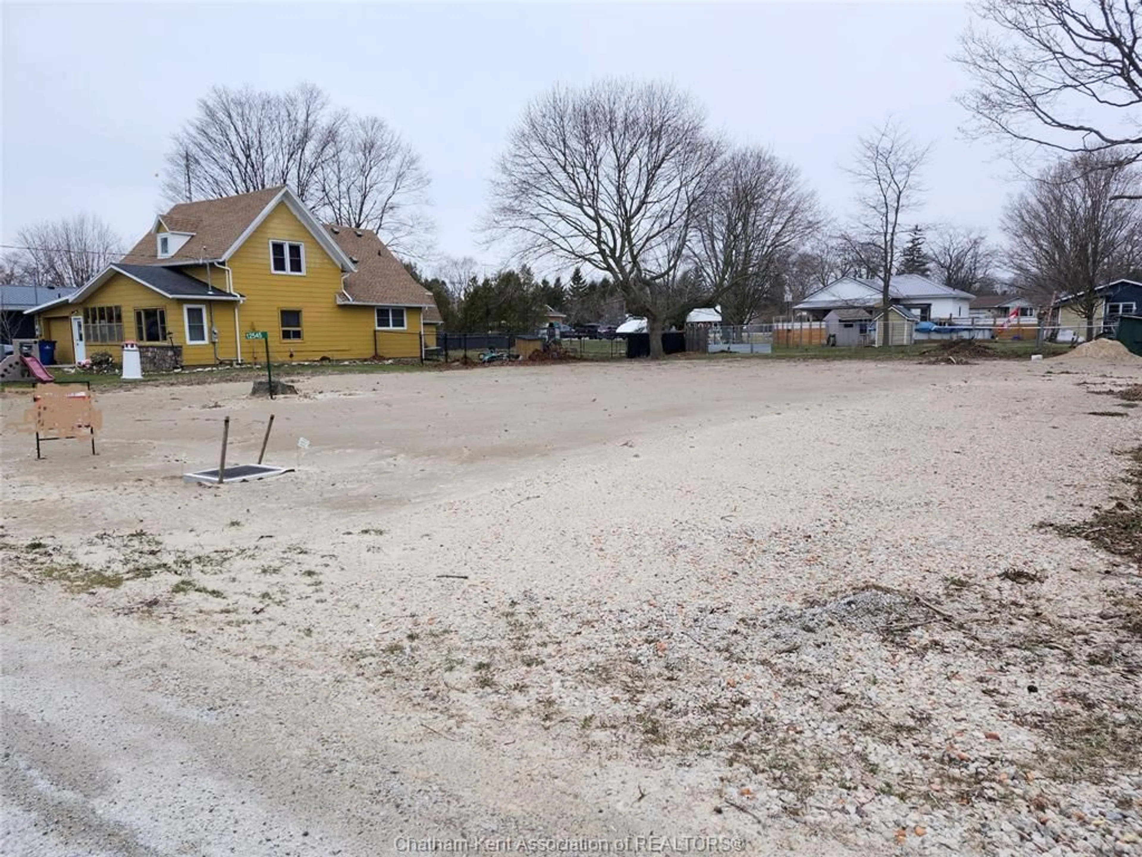 Parking for 12545 CLARK St, Morpeth Ontario N0P 1X0