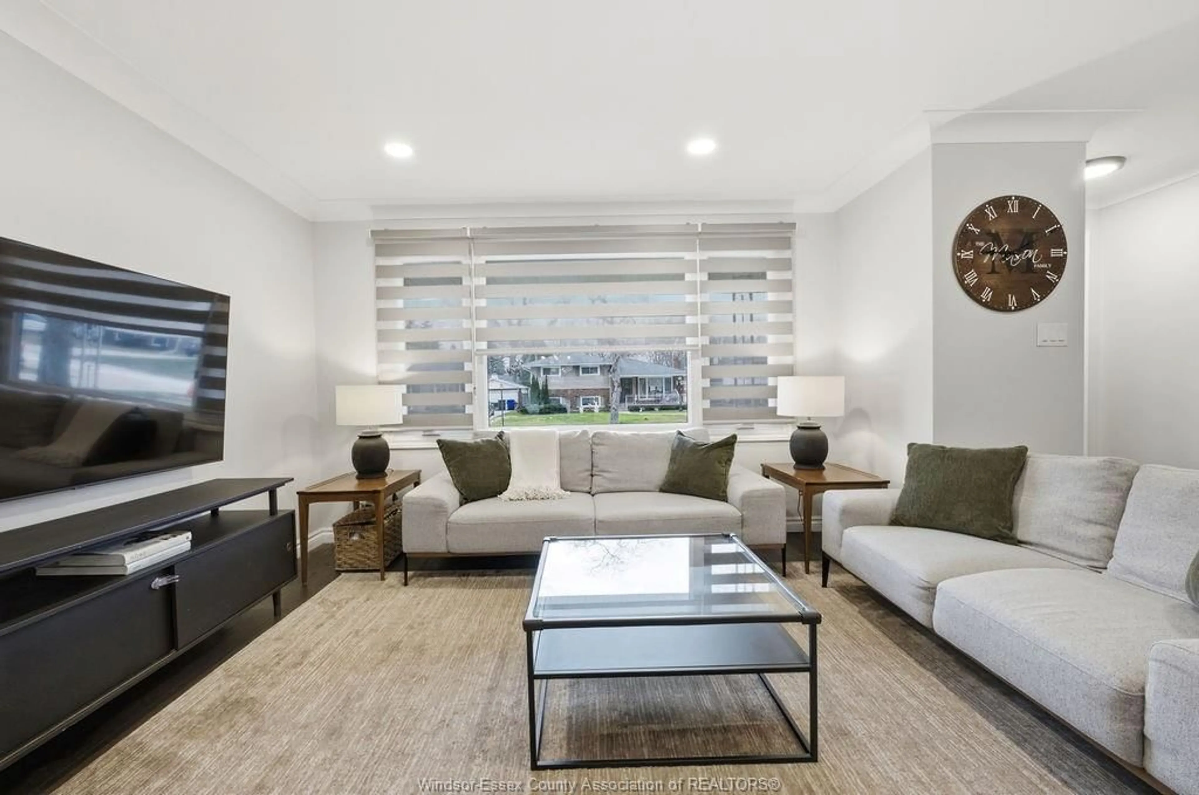 Living room with furniture, unknown for 3359 ASKIN Ave, Windsor Ontario N9E 3J6