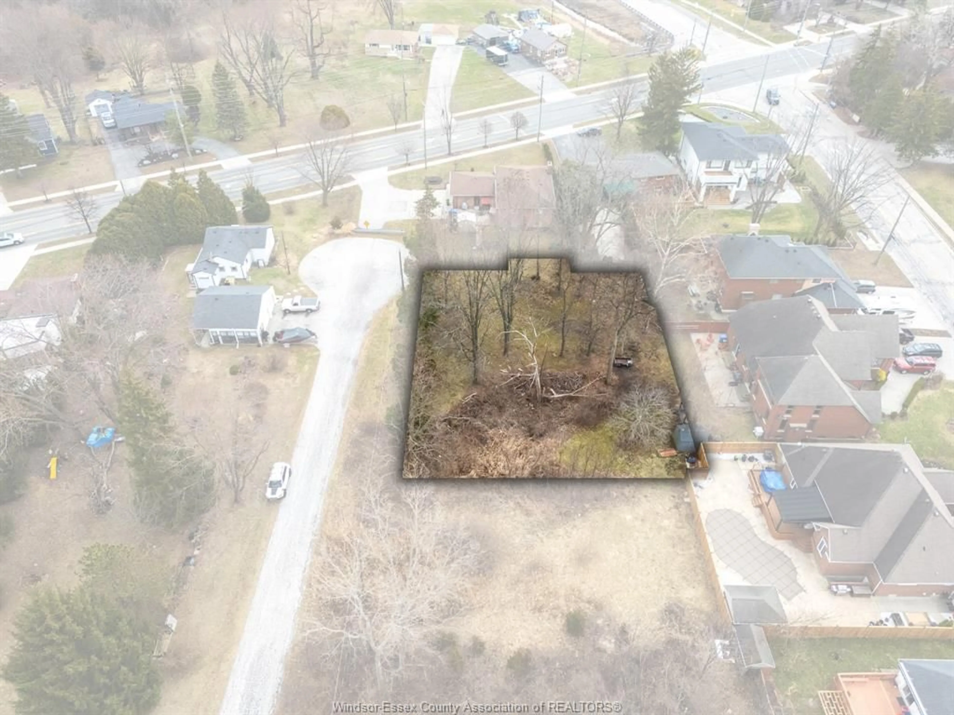 A pic from outside/outdoor area/front of a property/back of a property/a pic from drone, building for V/L Brooklyn Ave, LaSalle Ontario N9H 2P4