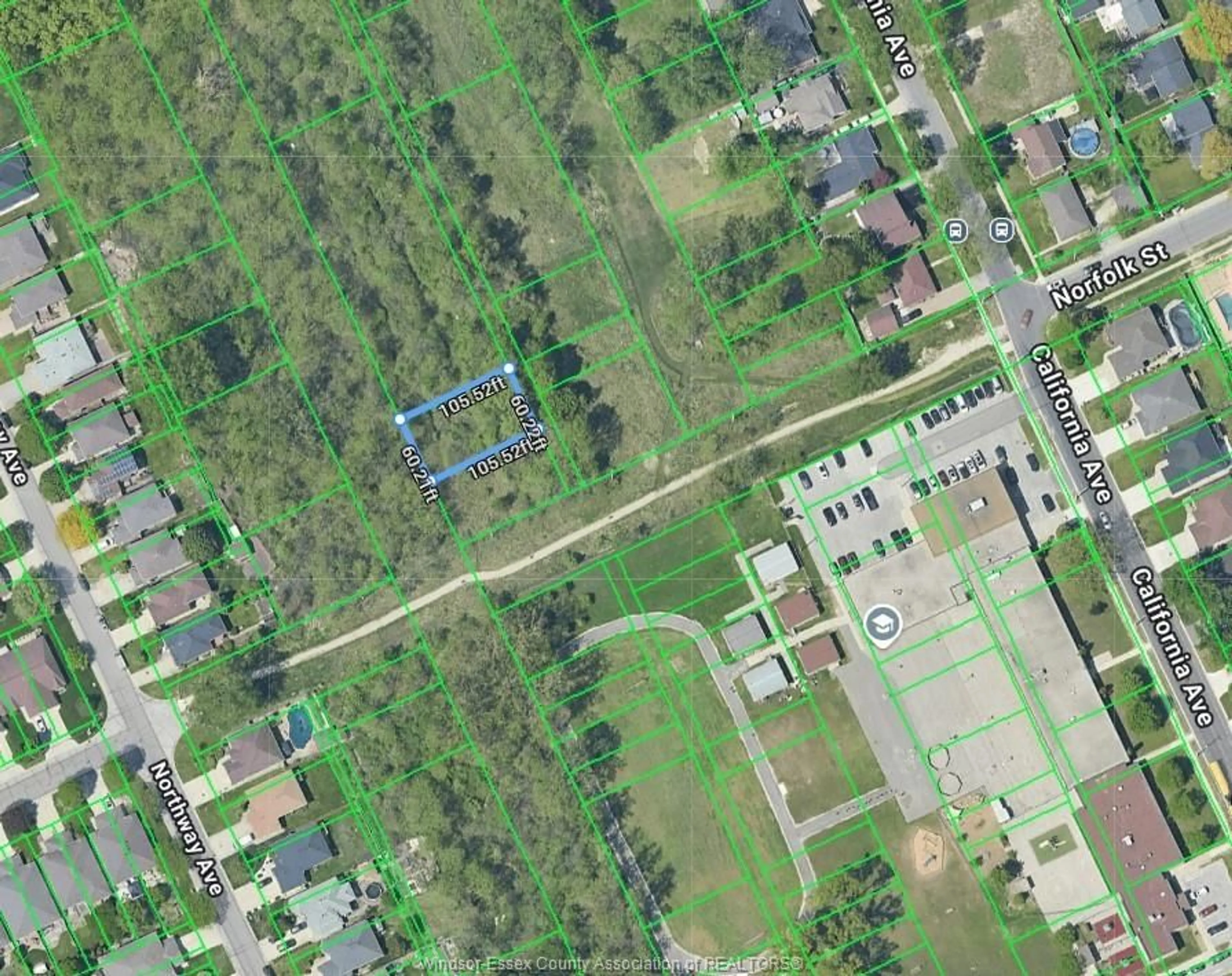 A pic from outside/outdoor area/front of a property/back of a property/a pic from drone, street for V/L BETTS, Windsor Ontario N9E 2K5