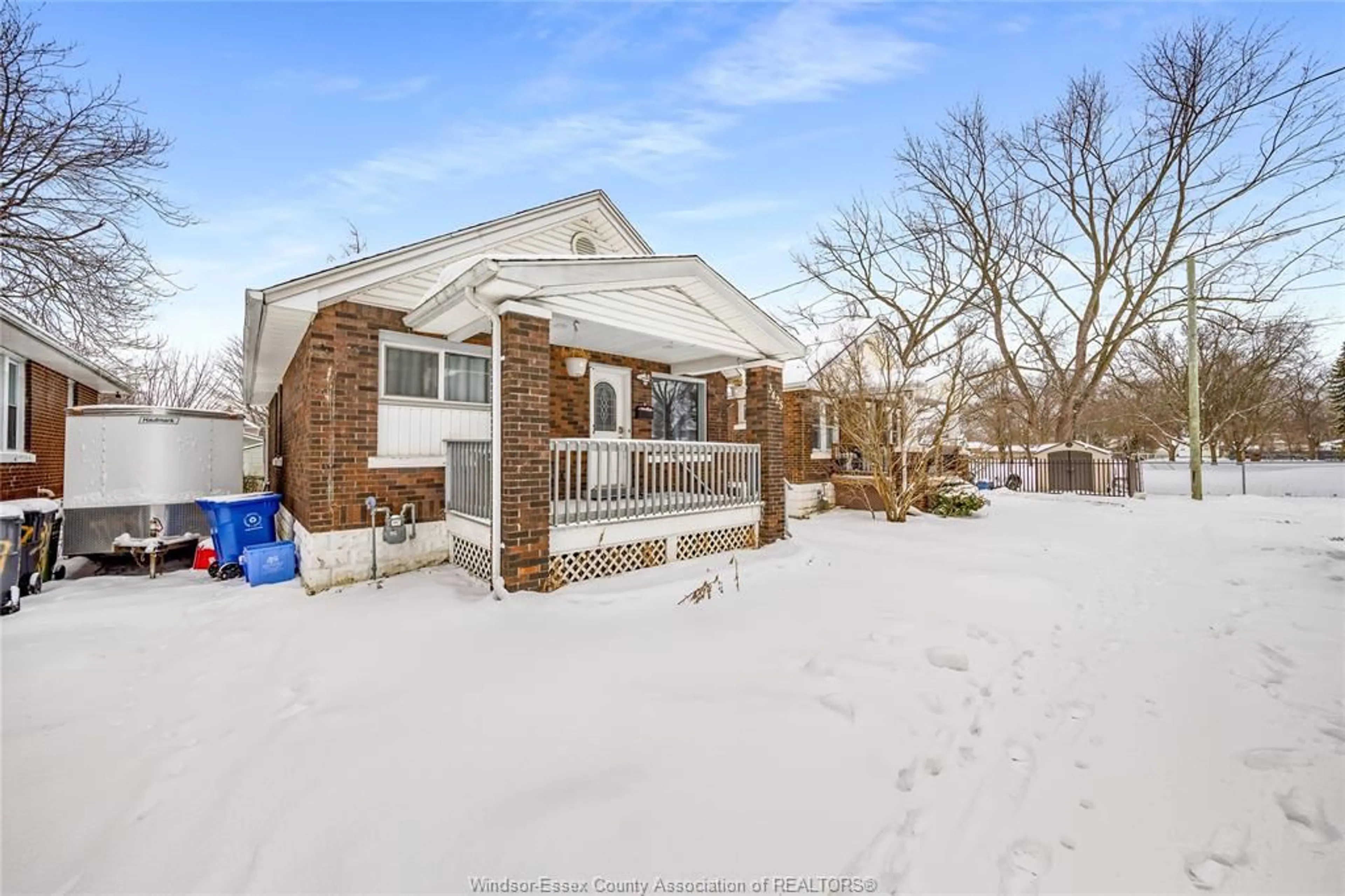 Unknown for 3245 BABY St, Windsor Ontario N9C 1K7