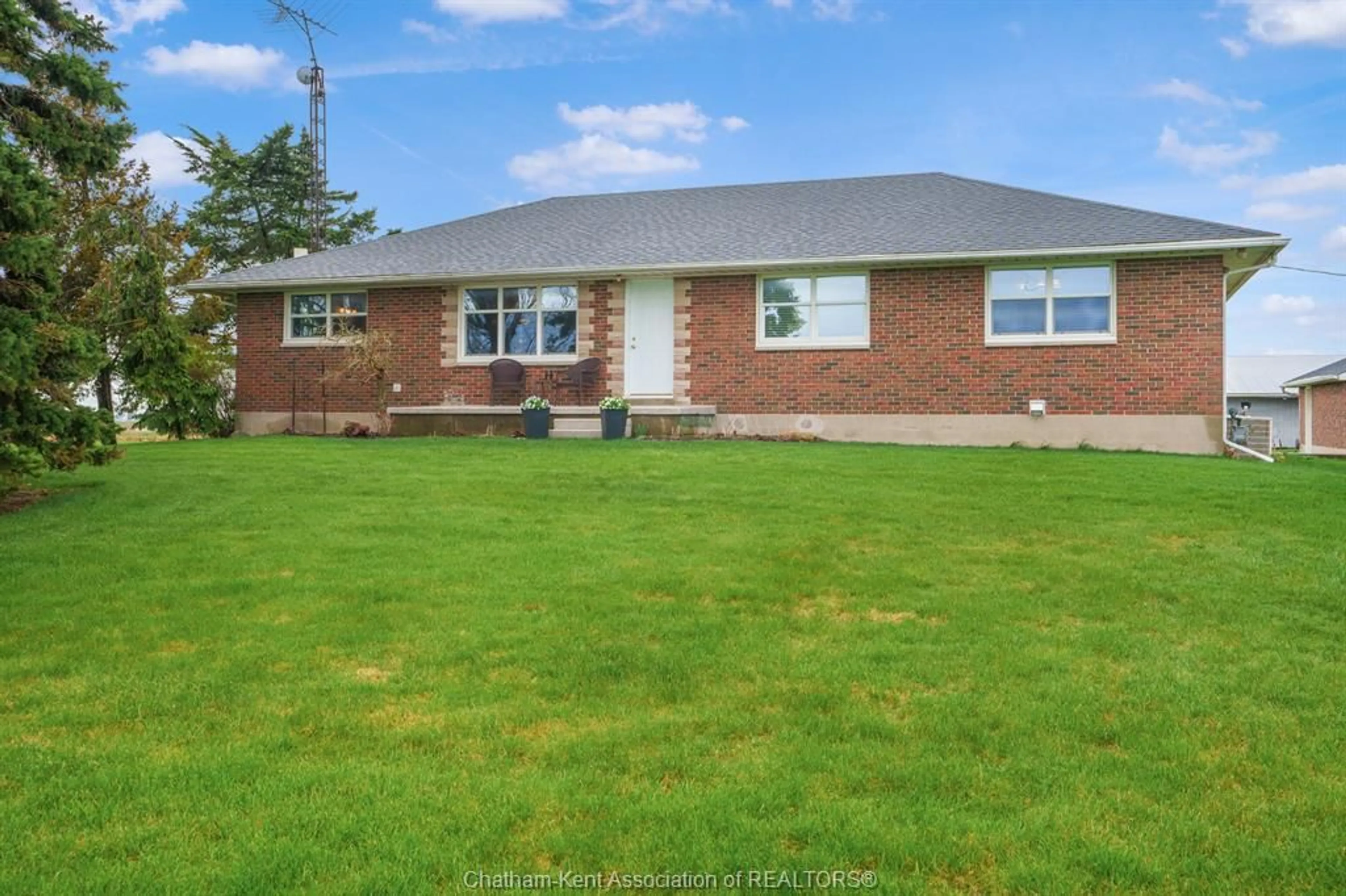 Home with brick exterior material, unknown for 27156 St Clair Rd, Wallaceburg Ontario N8A 4L3