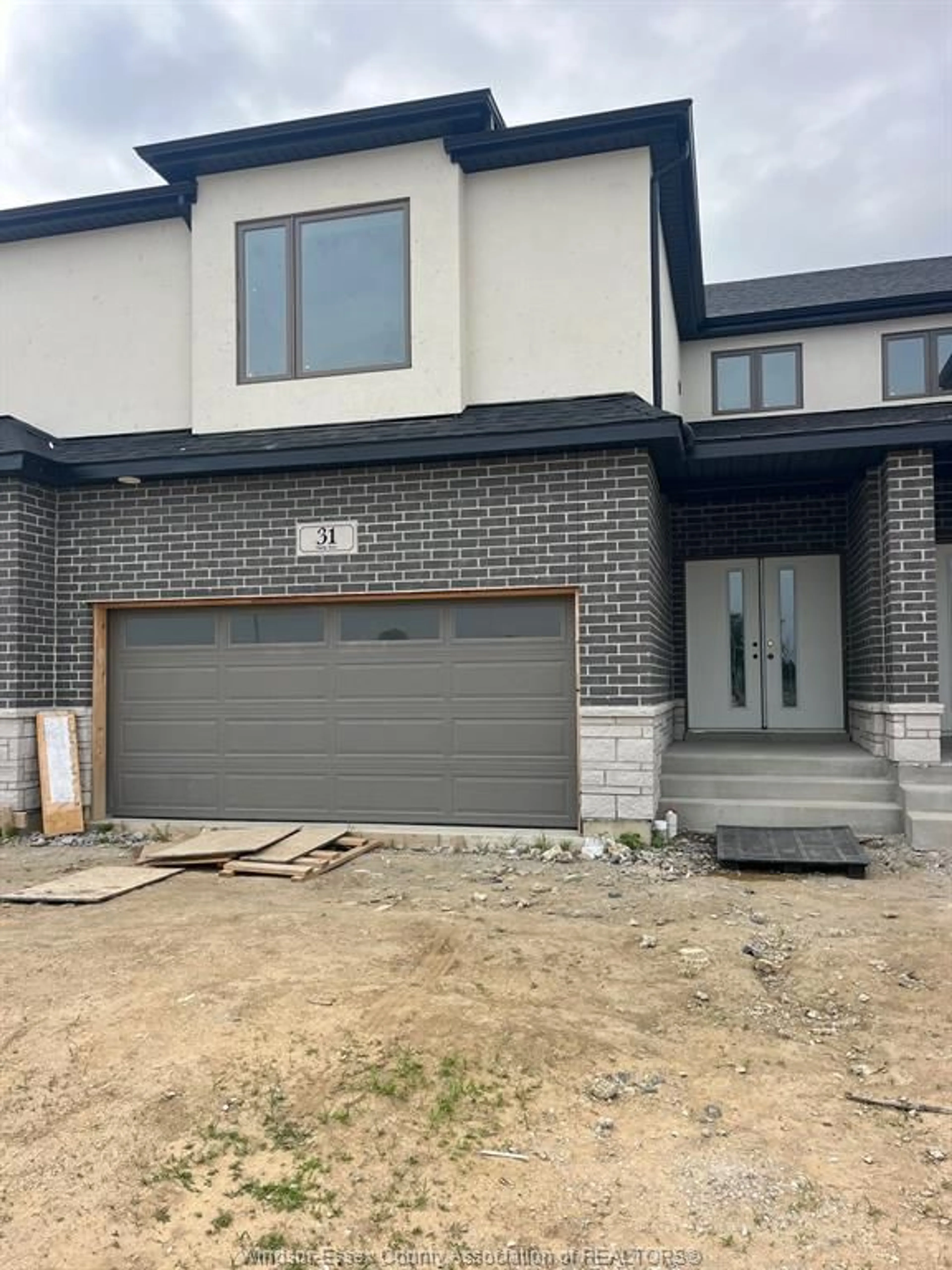 Home with brick exterior material, street for 31 EAGLE, Leamington Ontario N8H 3V4