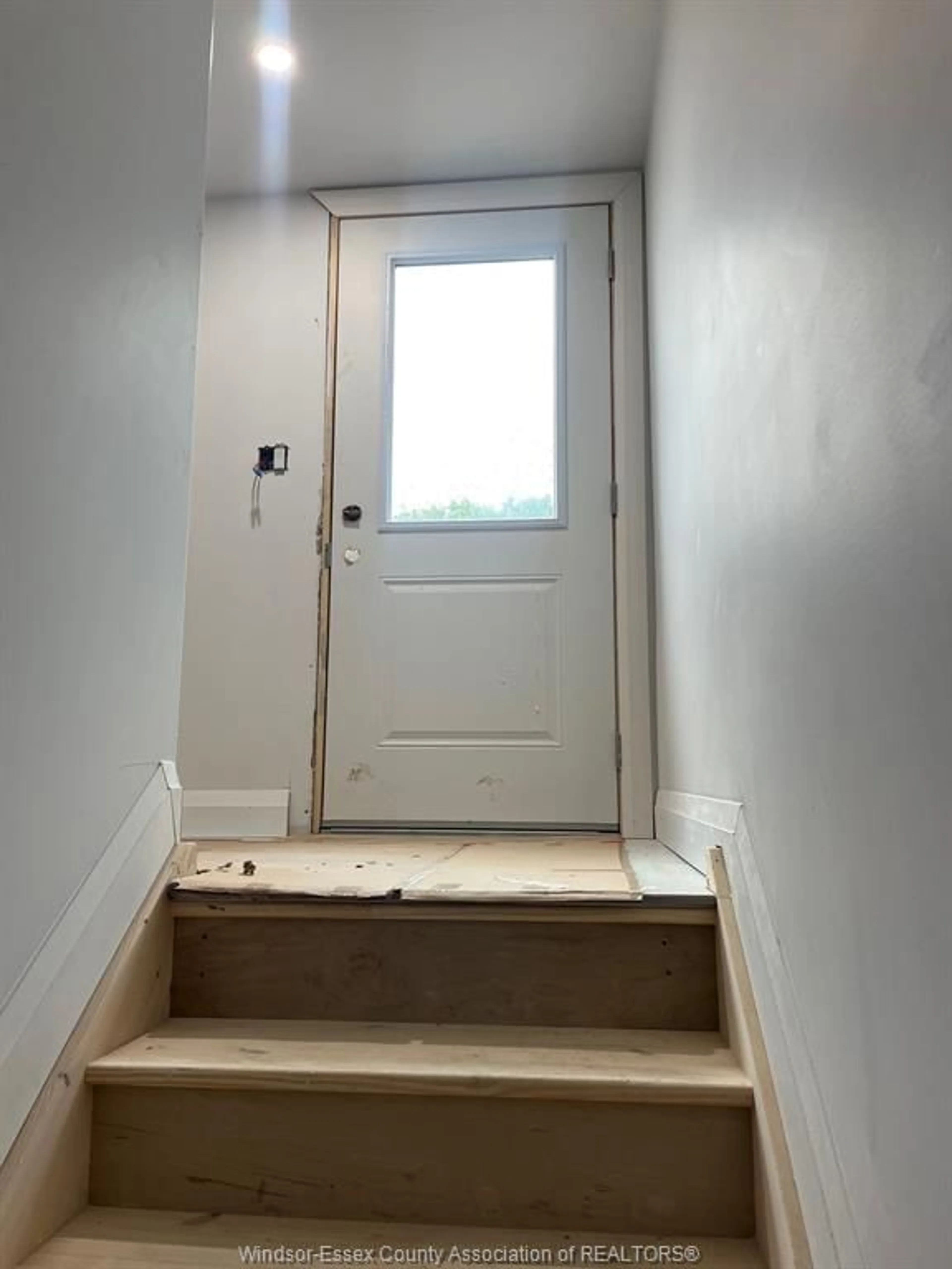 Unknown for 31 EAGLE, Leamington Ontario N8H 3V4