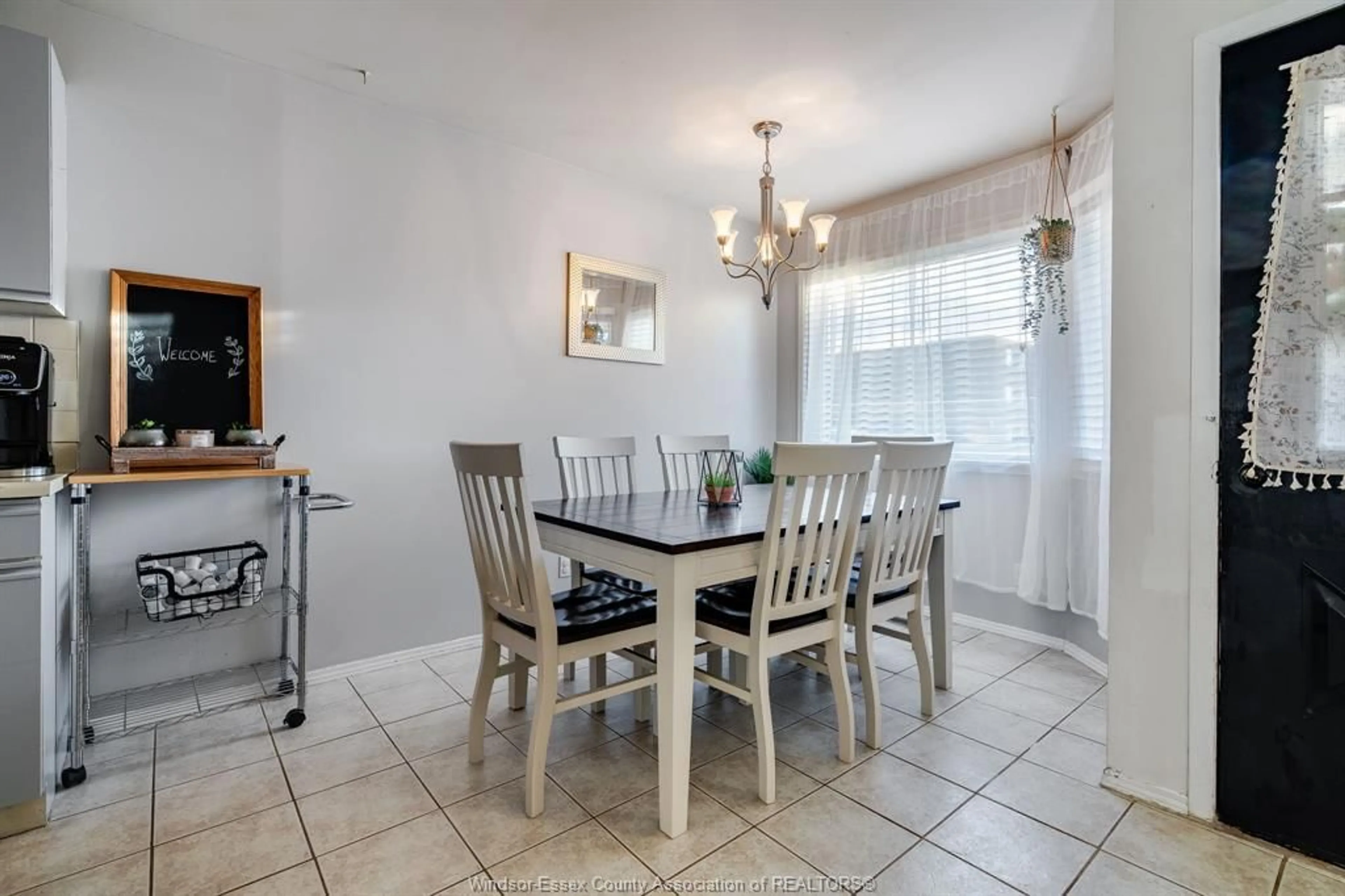 Dining room, ceramic/tile floor for 30 Remark Dr, Kingsville Ontario N9Y 3X6
