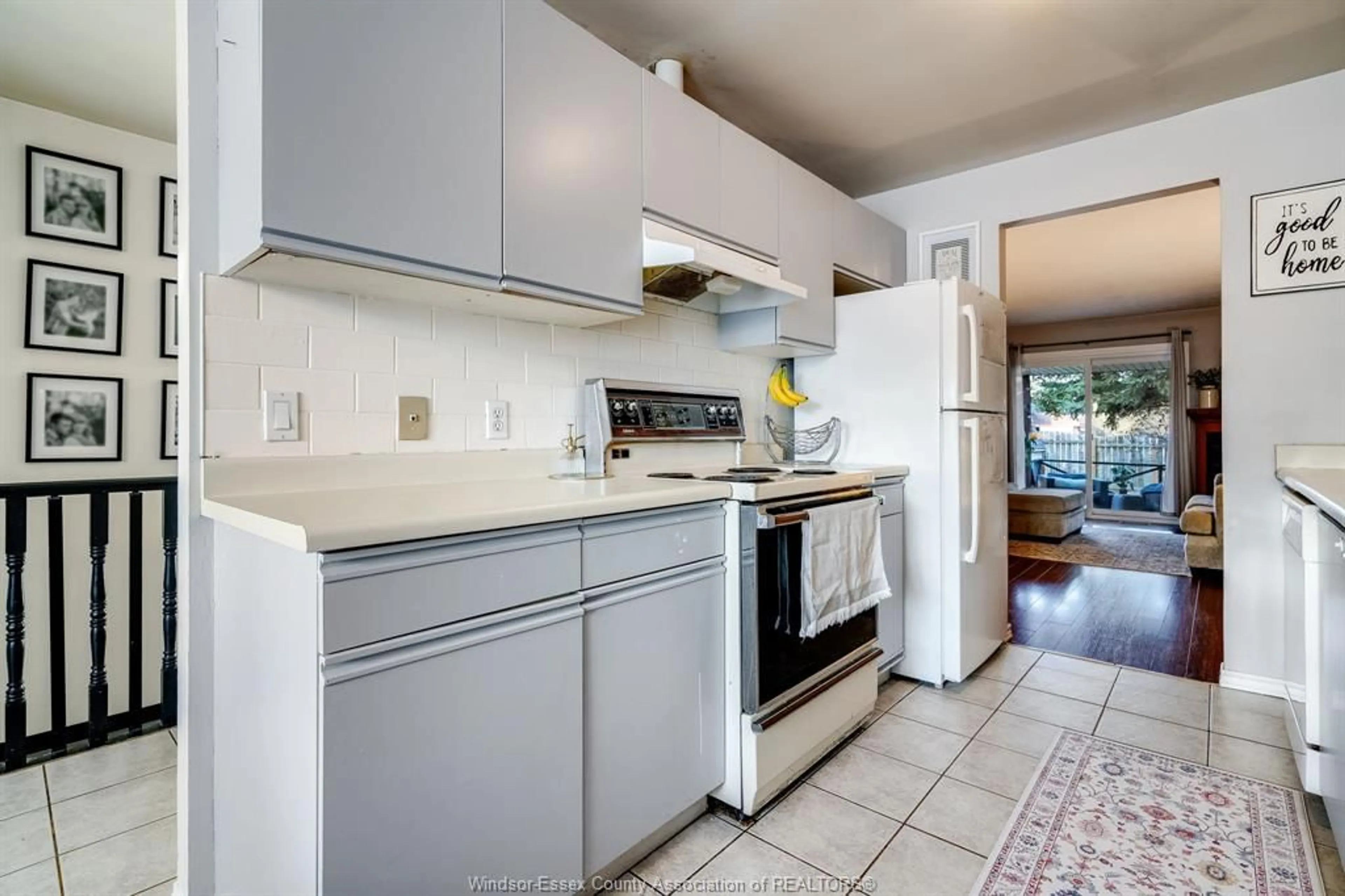 Unknown for 30 Remark Dr, Kingsville Ontario N9Y 3X6