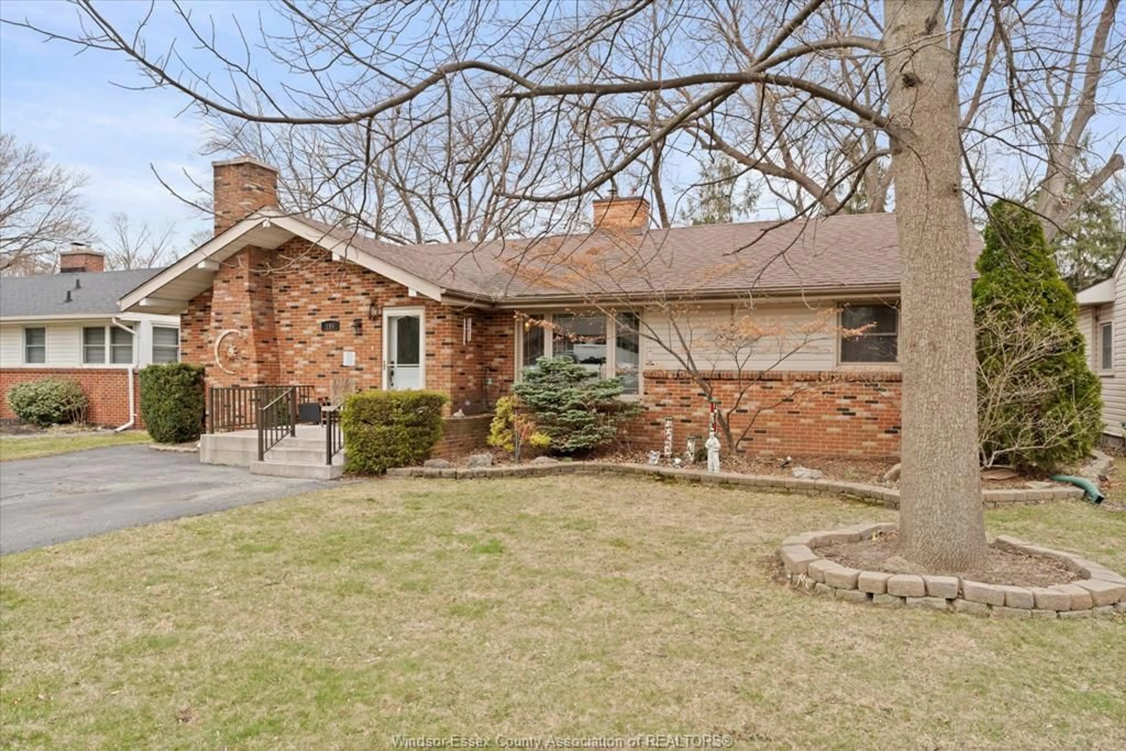 Home with brick exterior material, street for 196 ARLINGTON, Tecumseh Ontario N8N 2J7