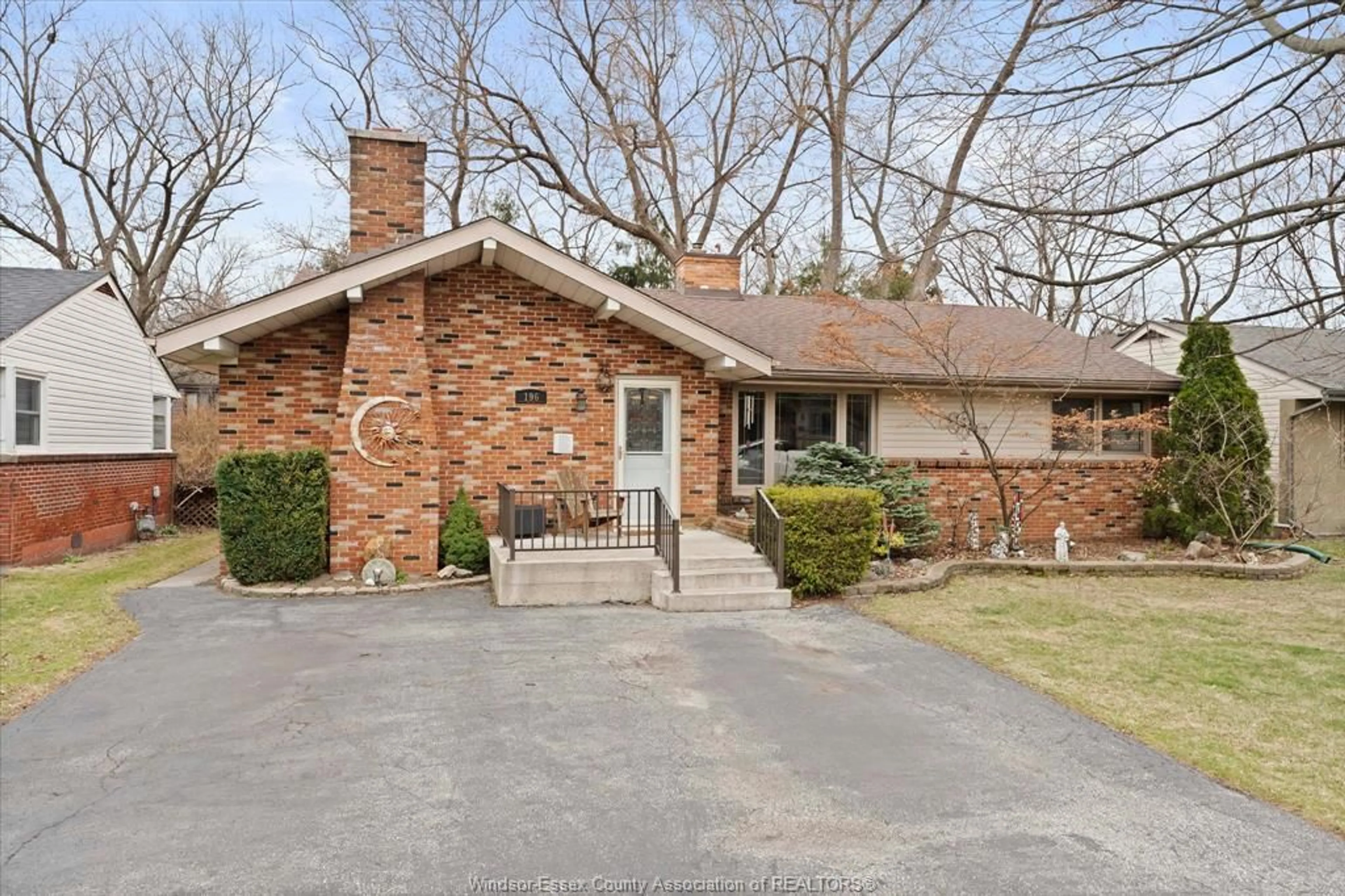 Home with brick exterior material, street for 196 ARLINGTON, Tecumseh Ontario N8N 2J7