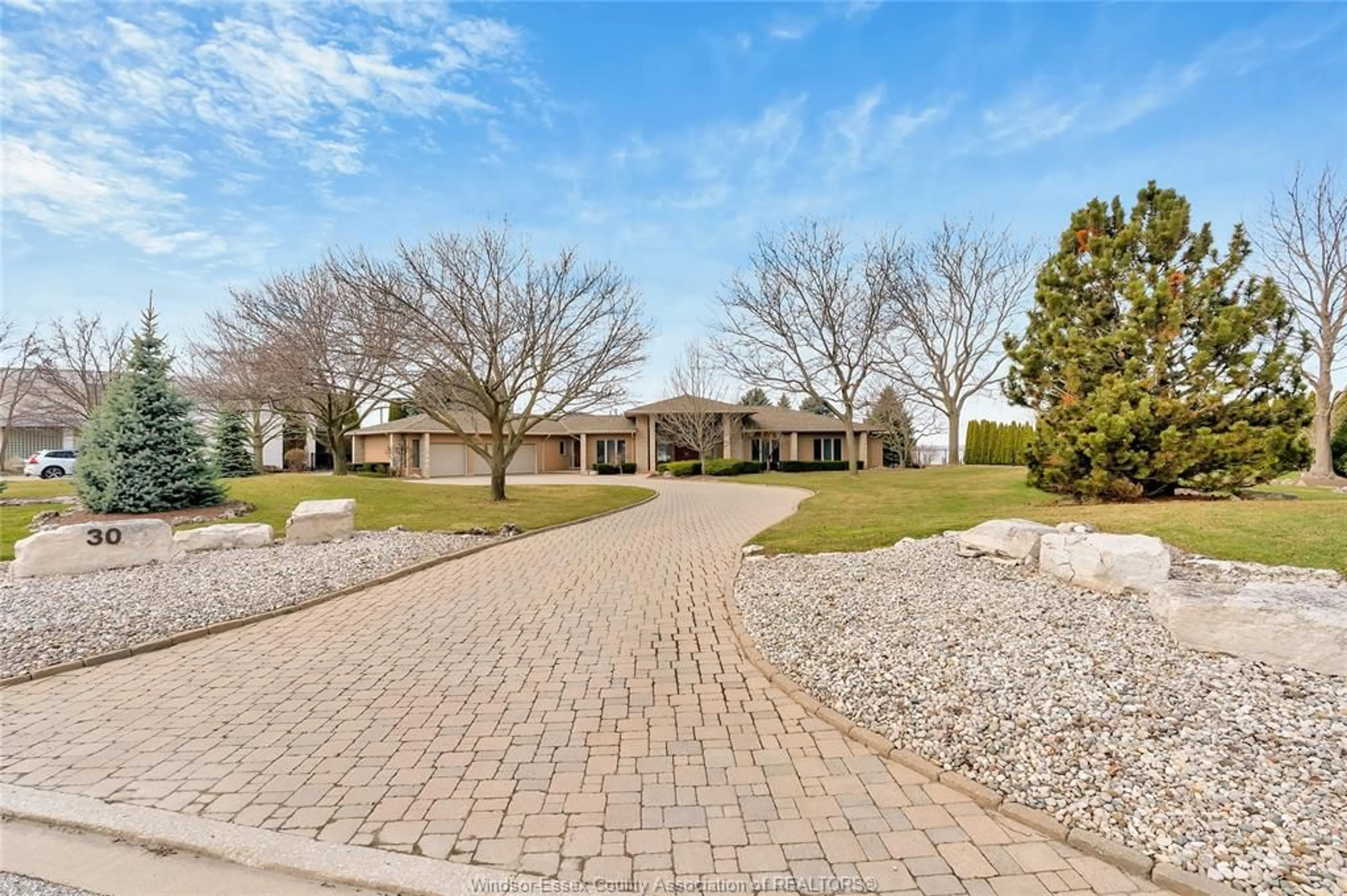 A pic from outside/outdoor area/front of a property/back of a property/a pic from drone, street for 30 EMERALD Lane, Amherstburg Ontario N9V 3R3