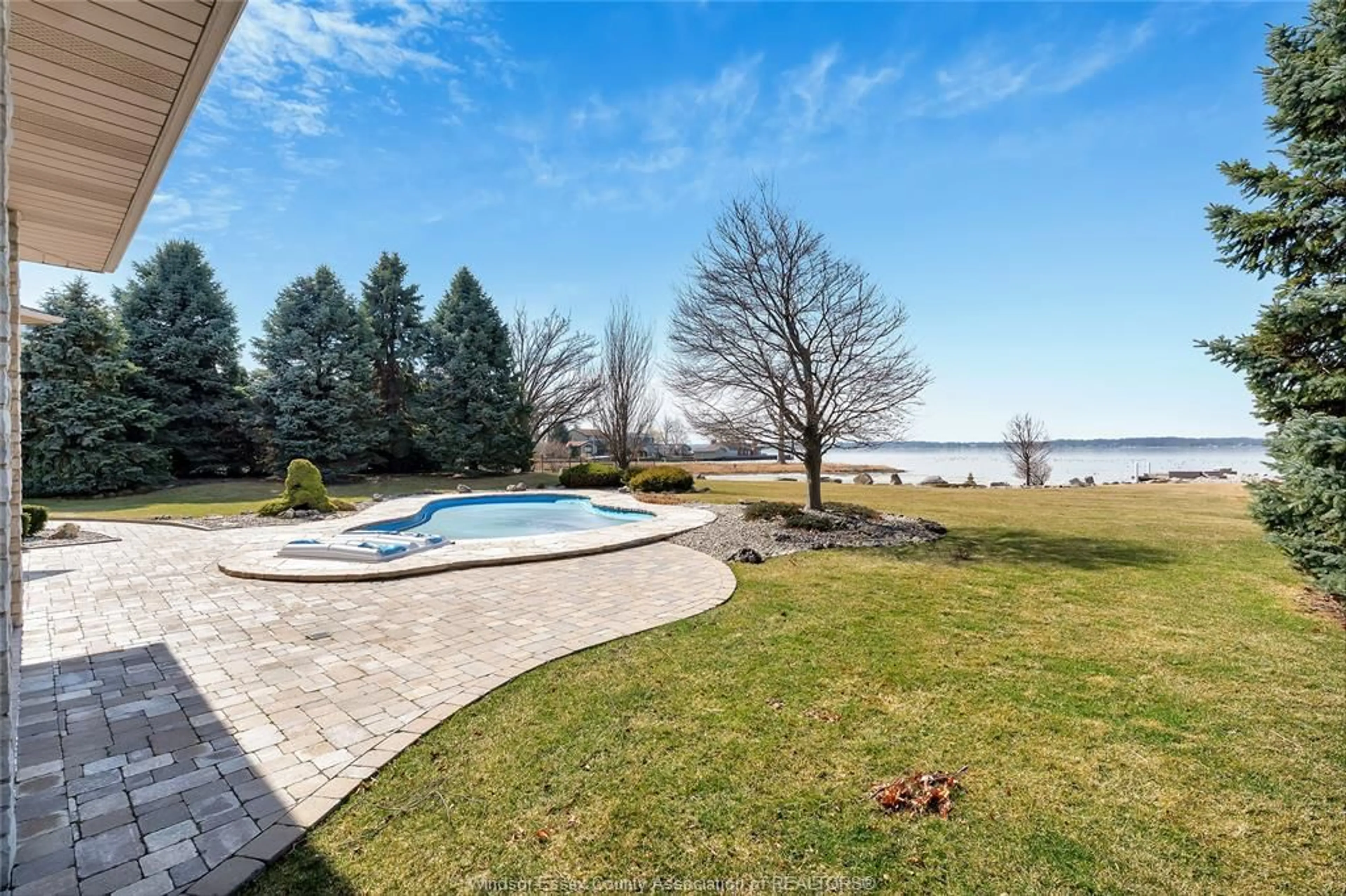 Patio, water/lake/river/ocean view for 30 EMERALD Lane, Amherstburg Ontario N9V 3R3