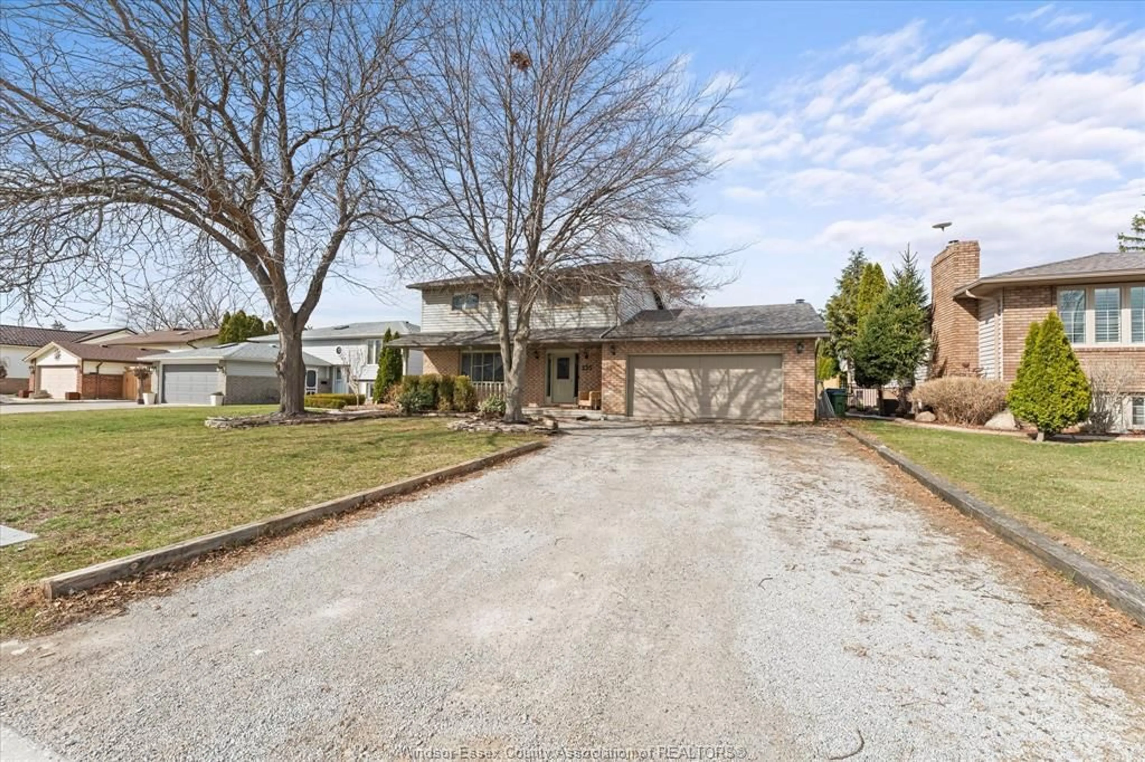 A pic from outside/outdoor area/front of a property/back of a property/a pic from drone, street for 255 MELANIE Lane, Belle River Ontario N0R 1A0