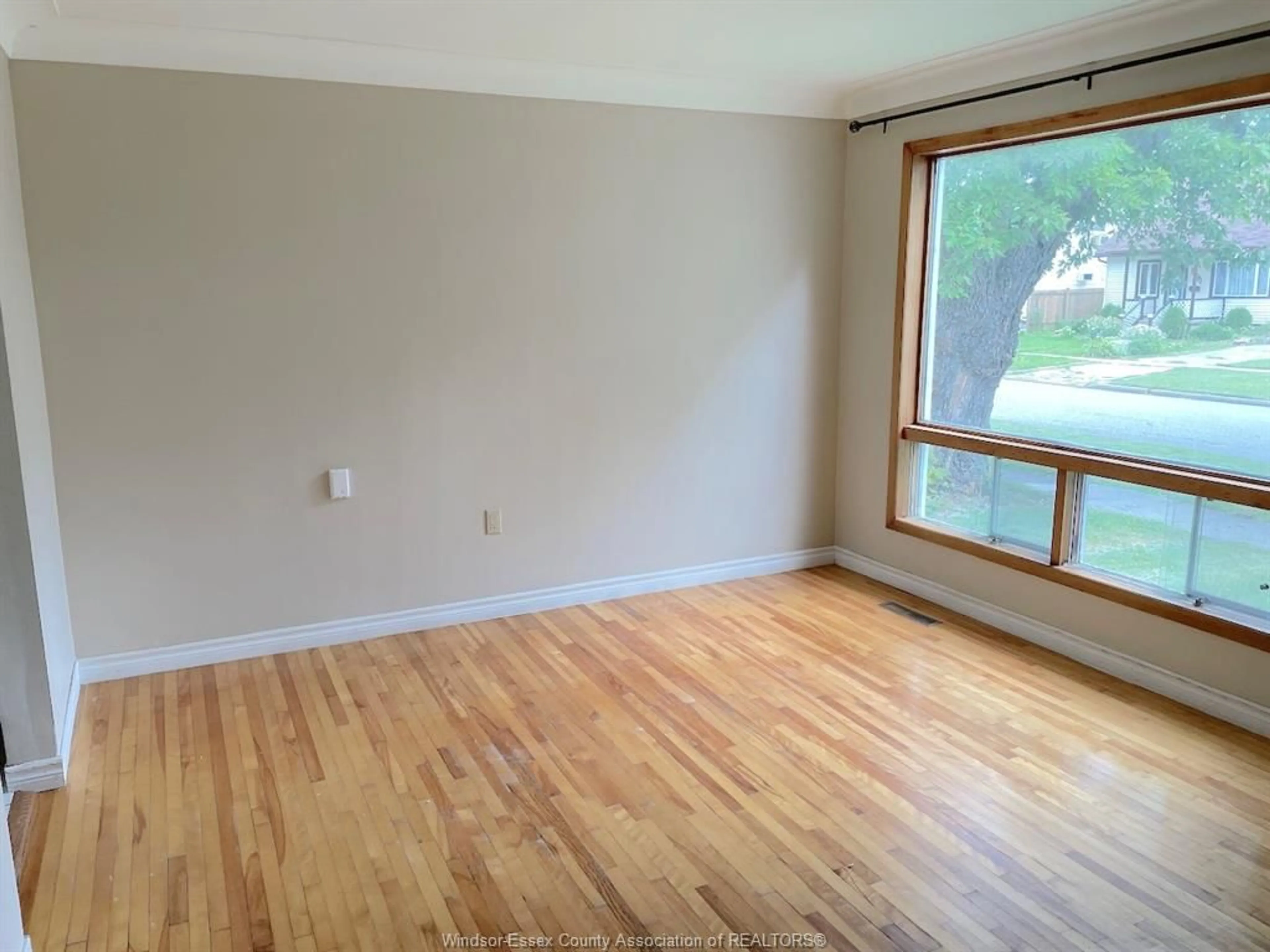 A pic of a room for 1841 AUBIN, Windsor Ontario N8W 4L1