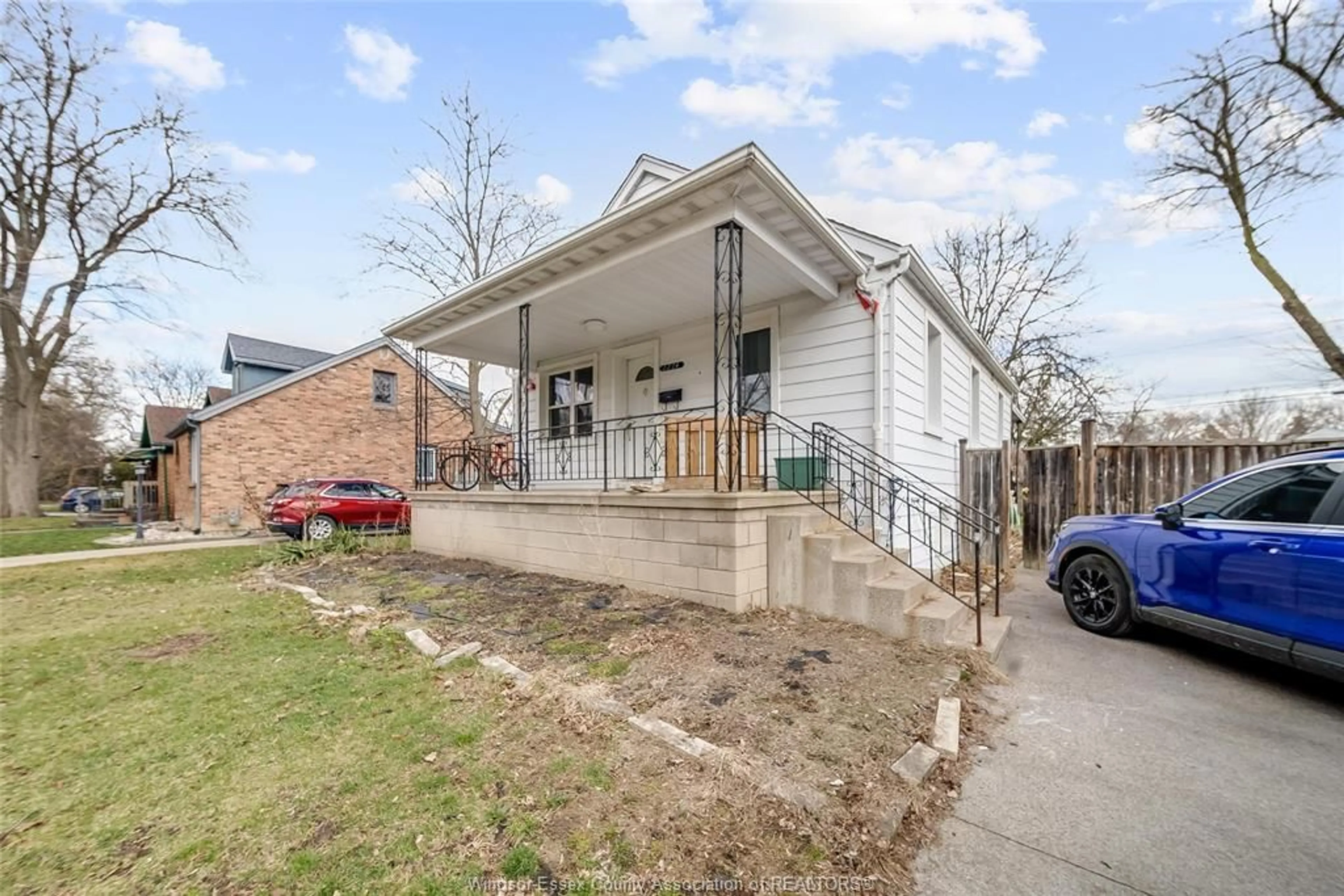 Unknown for 2224 CHURCH St, Windsor Ontario N8X 1V9