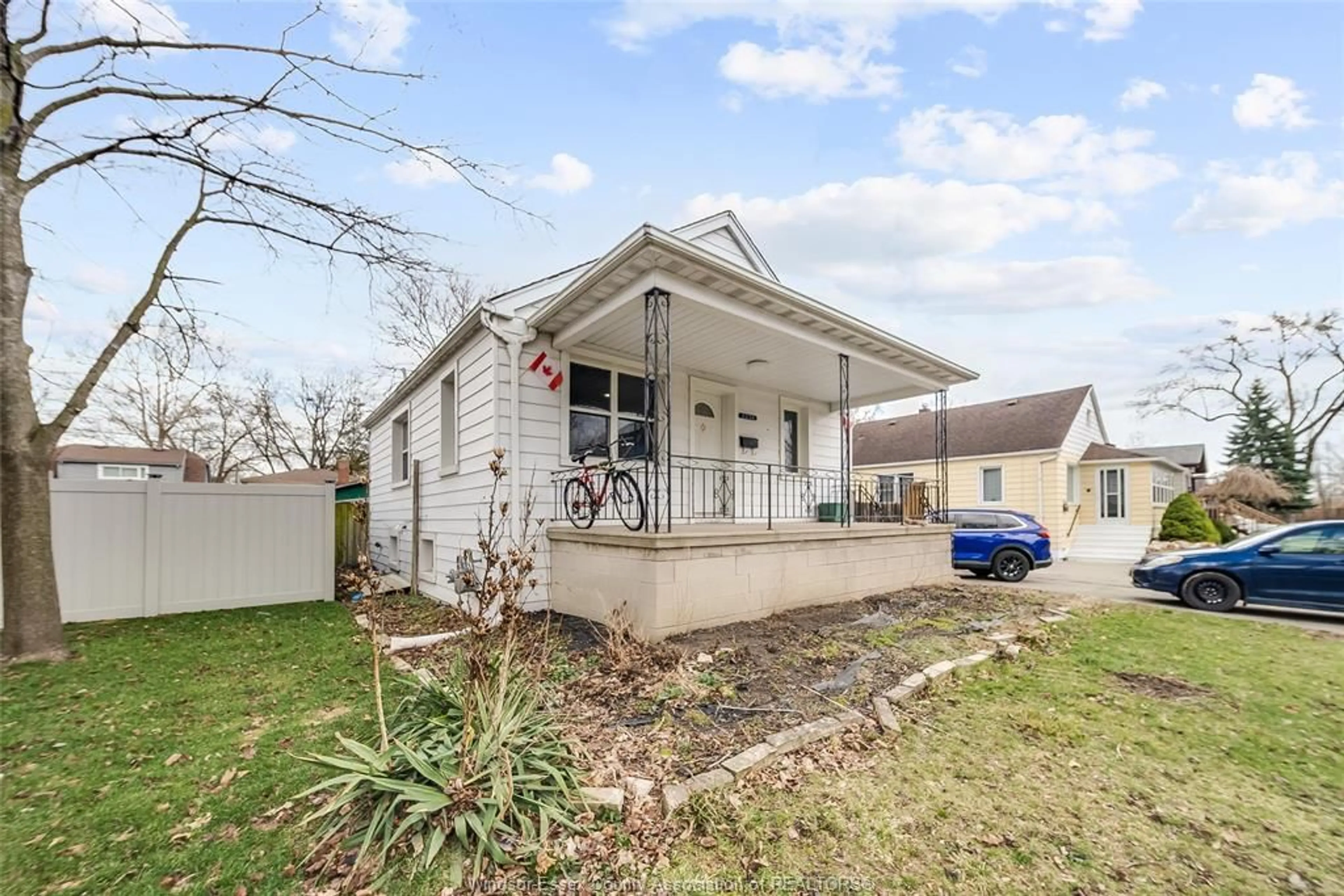 Unknown for 2224 CHURCH St, Windsor Ontario N8X 1V9