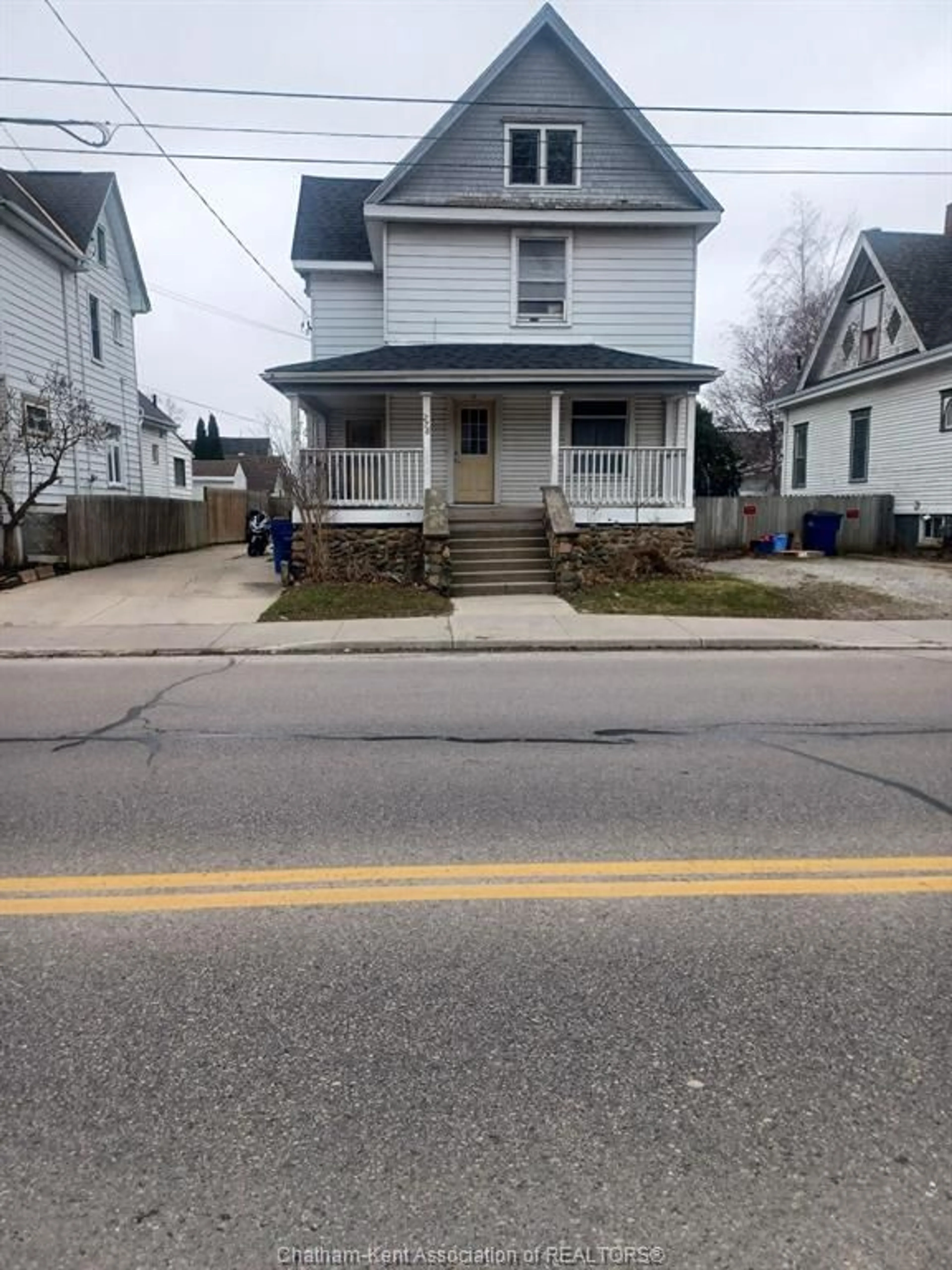 Unknown for 278 Queen St, Chatham Ontario N7M 2H4