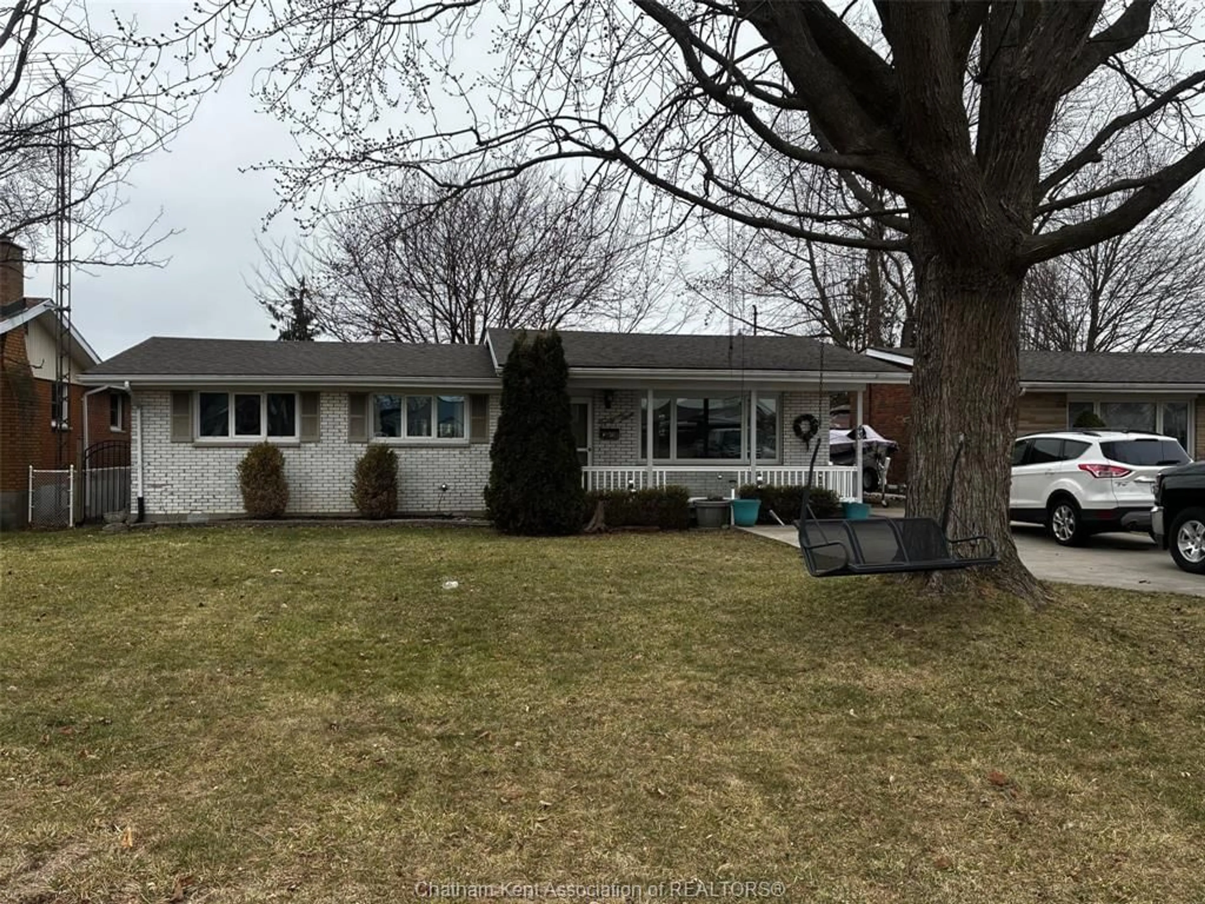 Unknown for 43 Highland Dr, Wallaceburg Ontario N8A 2K4