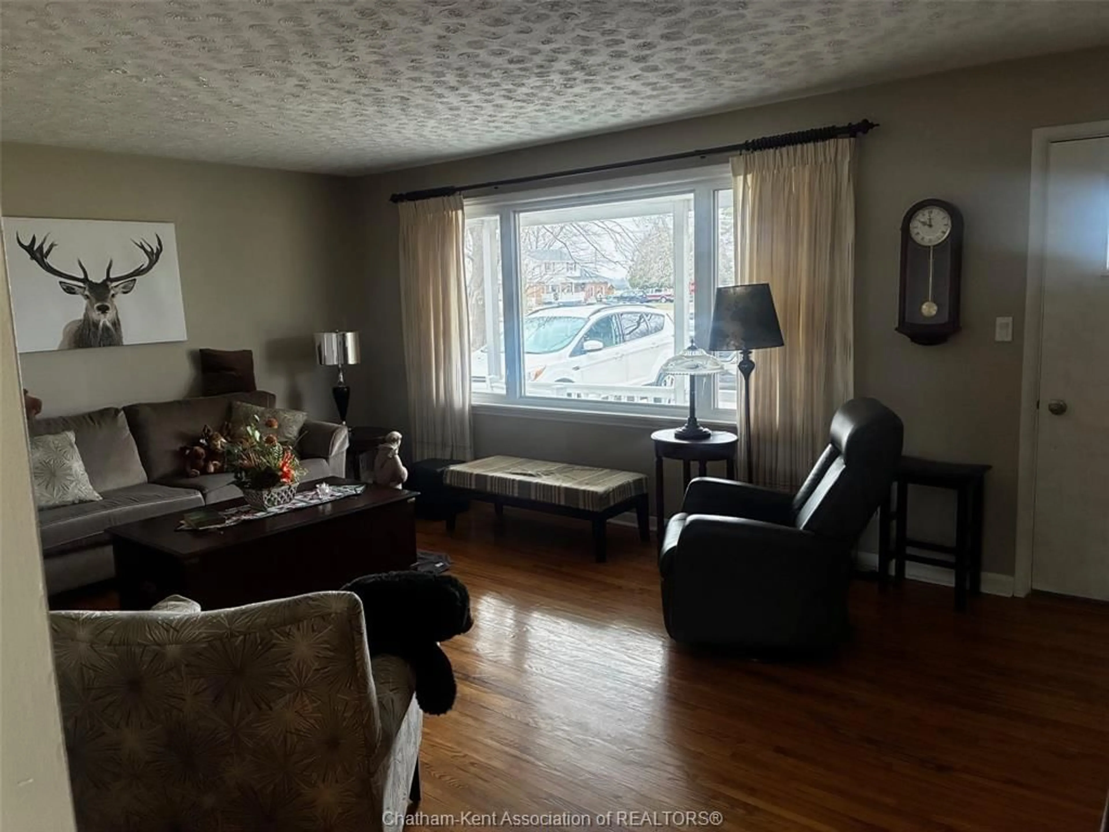 Living room with furniture, unknown for 43 Highland Dr, Wallaceburg Ontario N8A 2K4