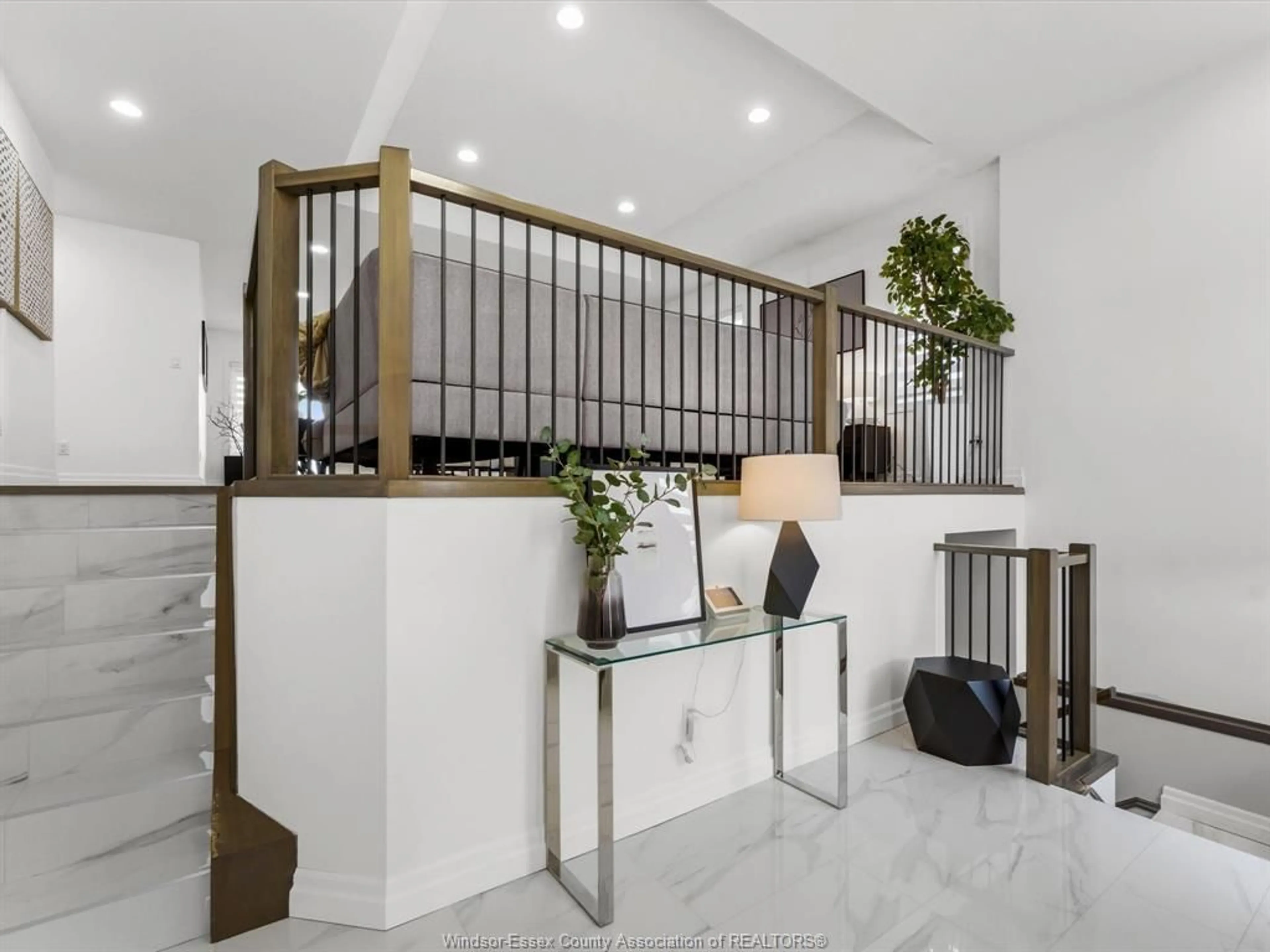 Unknown for 411 Thompson Ave, Amherstburg Ontario N9V 0G8