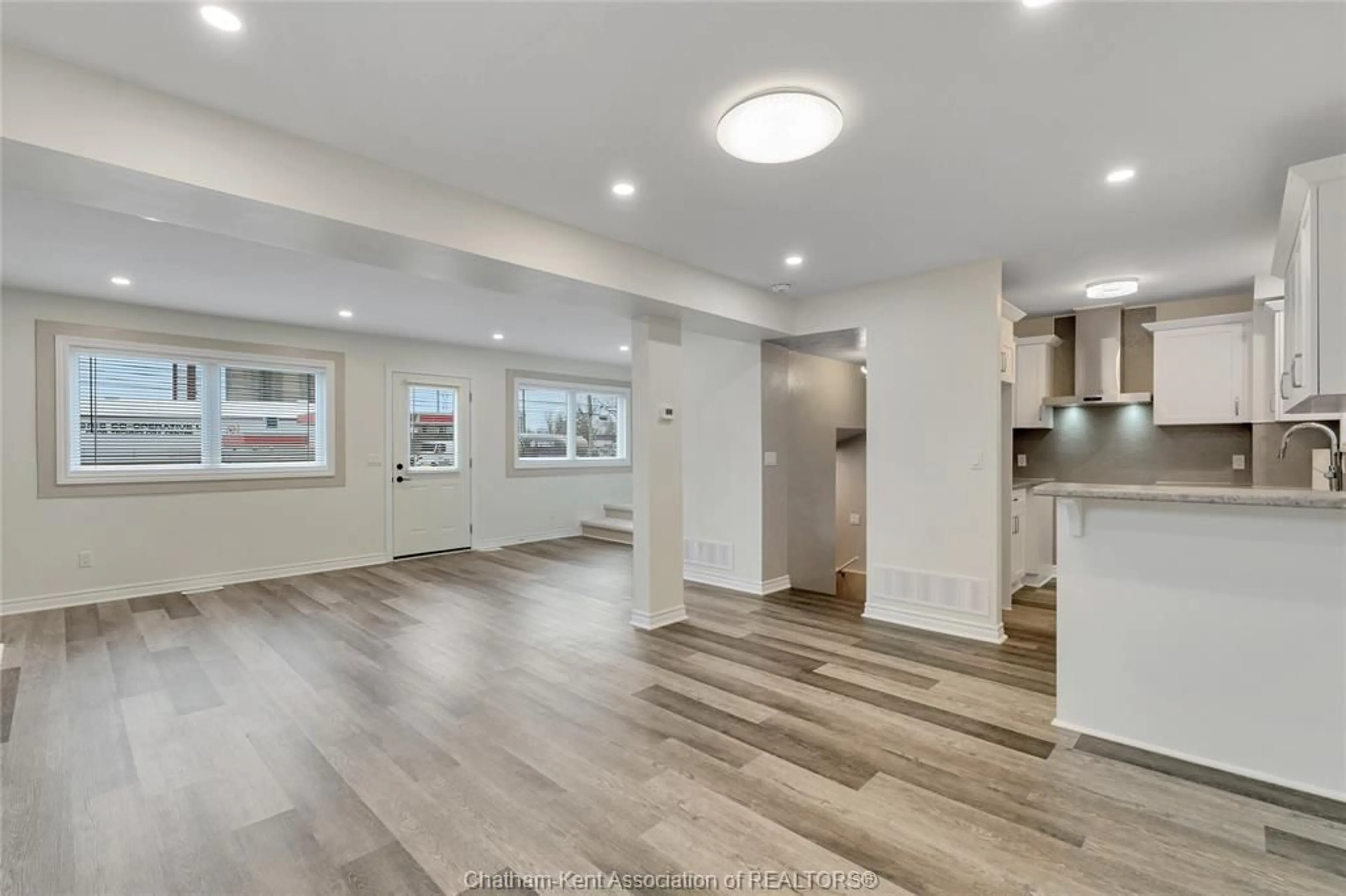 Unknown for 248 PARK Ave, Chatham Ontario N7M 3V9