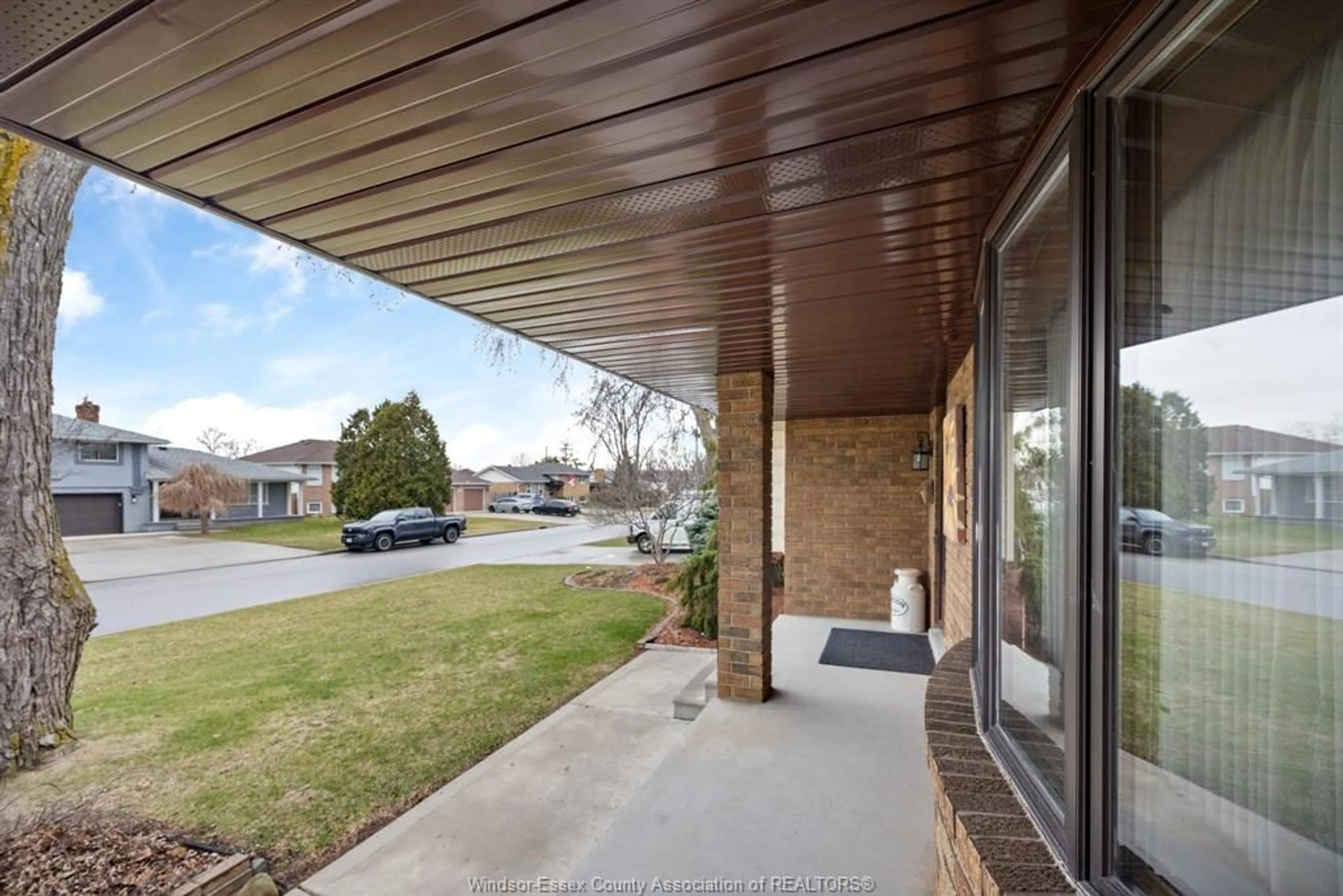 Unknown for 2374 RANDOLPH Ave, Windsor Ontario N8E 3X4