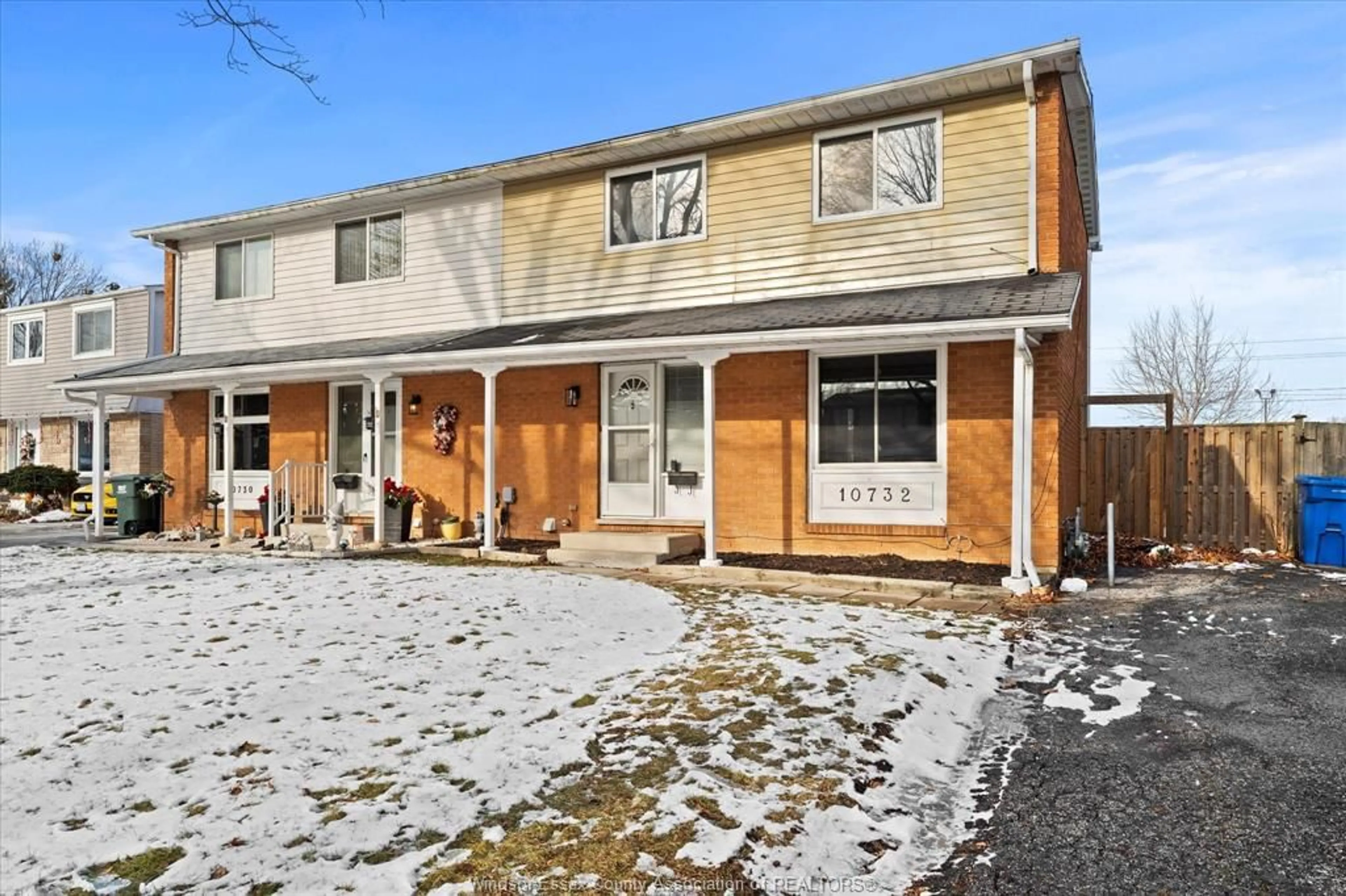 Unknown for 10732 ATWATER Cres, Windsor Ontario N8R 1N6