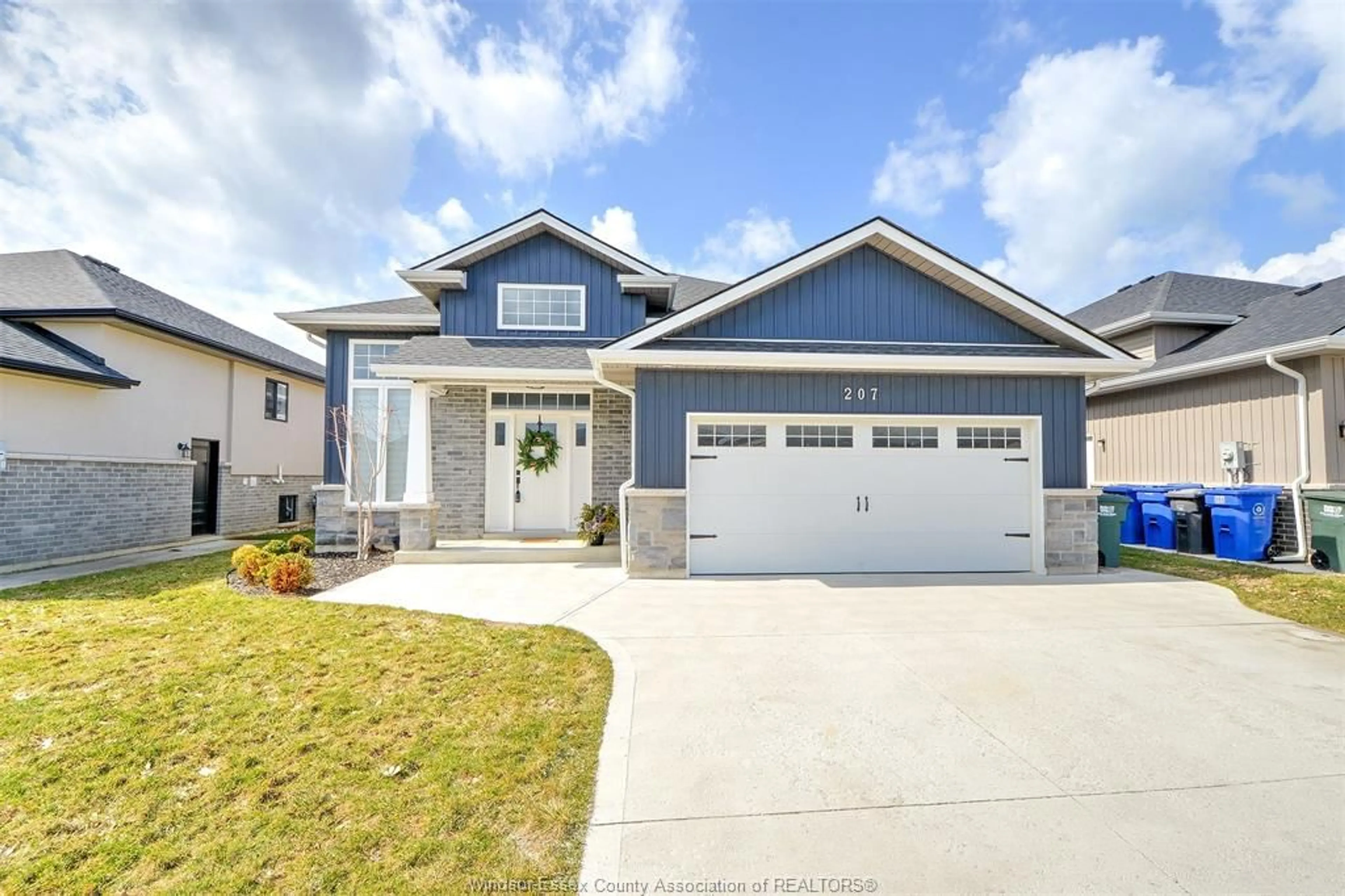 Home with vinyl exterior material, street for 207 CLARKE St, Amherstburg Ontario N9V 0G5