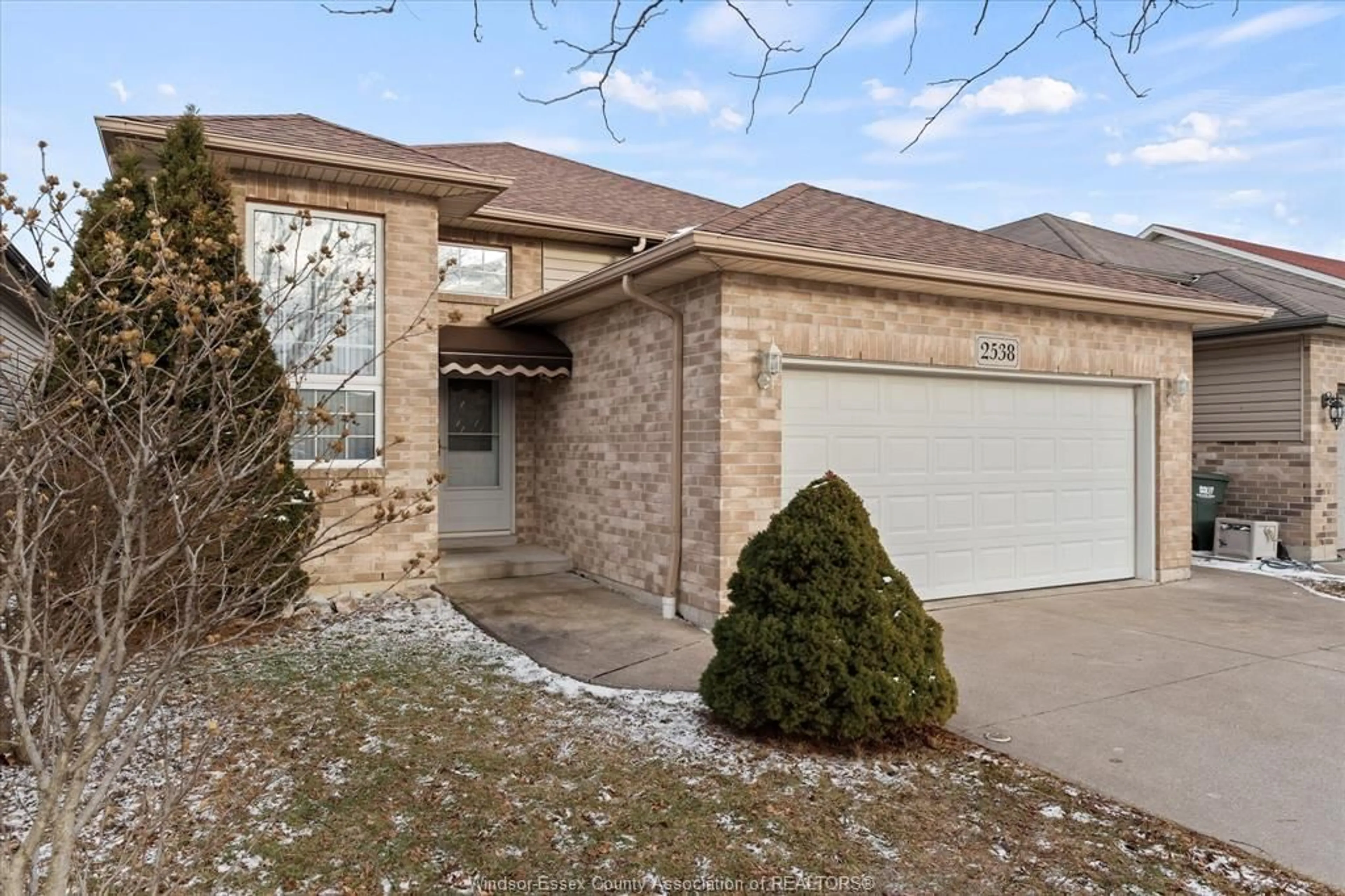 Home with brick exterior material, street for 2538 DUNESHILL, Windsor Ontario N8P 1Y2
