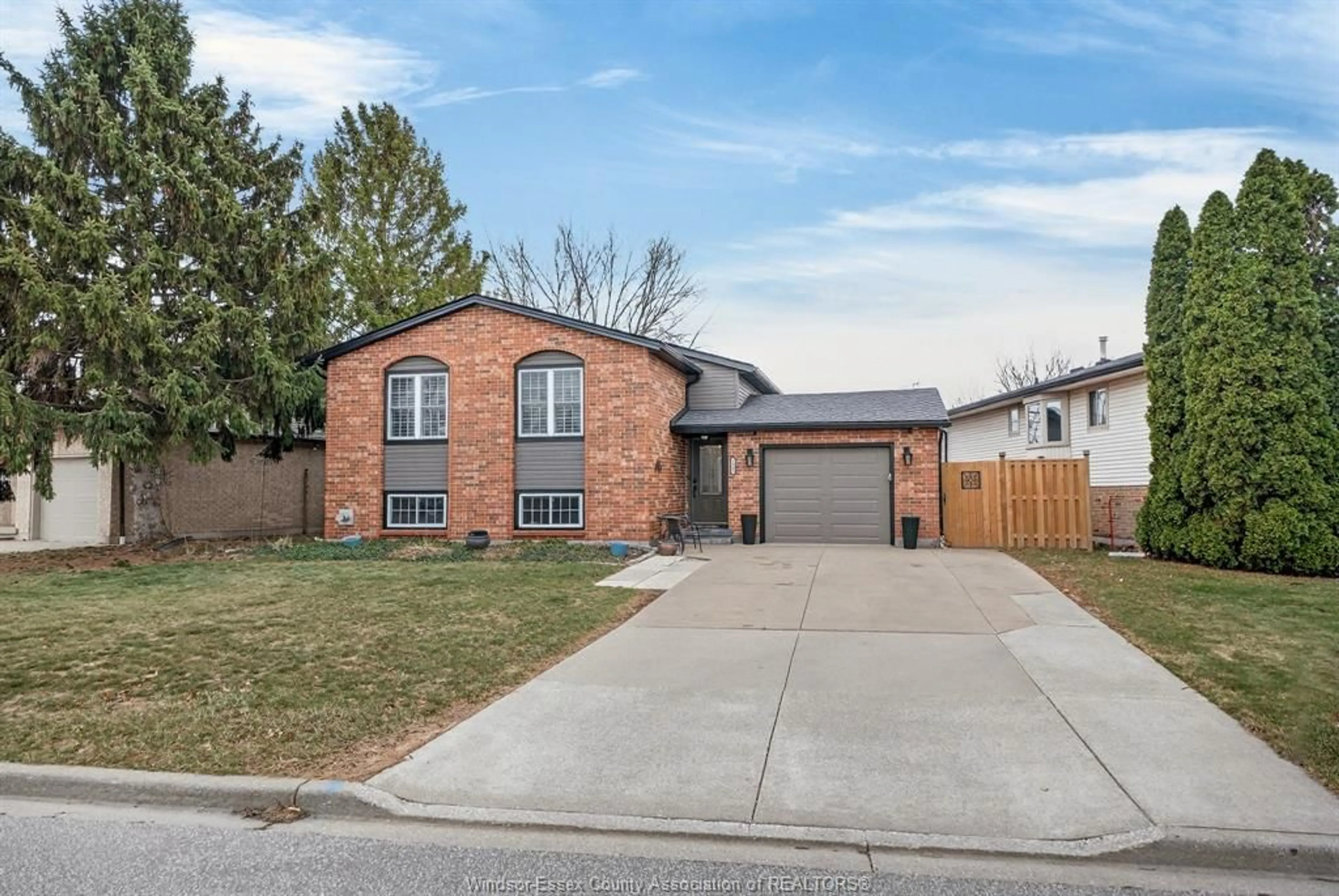 Home with brick exterior material, street for 1690 WINFIELD, LaSalle Ontario N9H 2G5