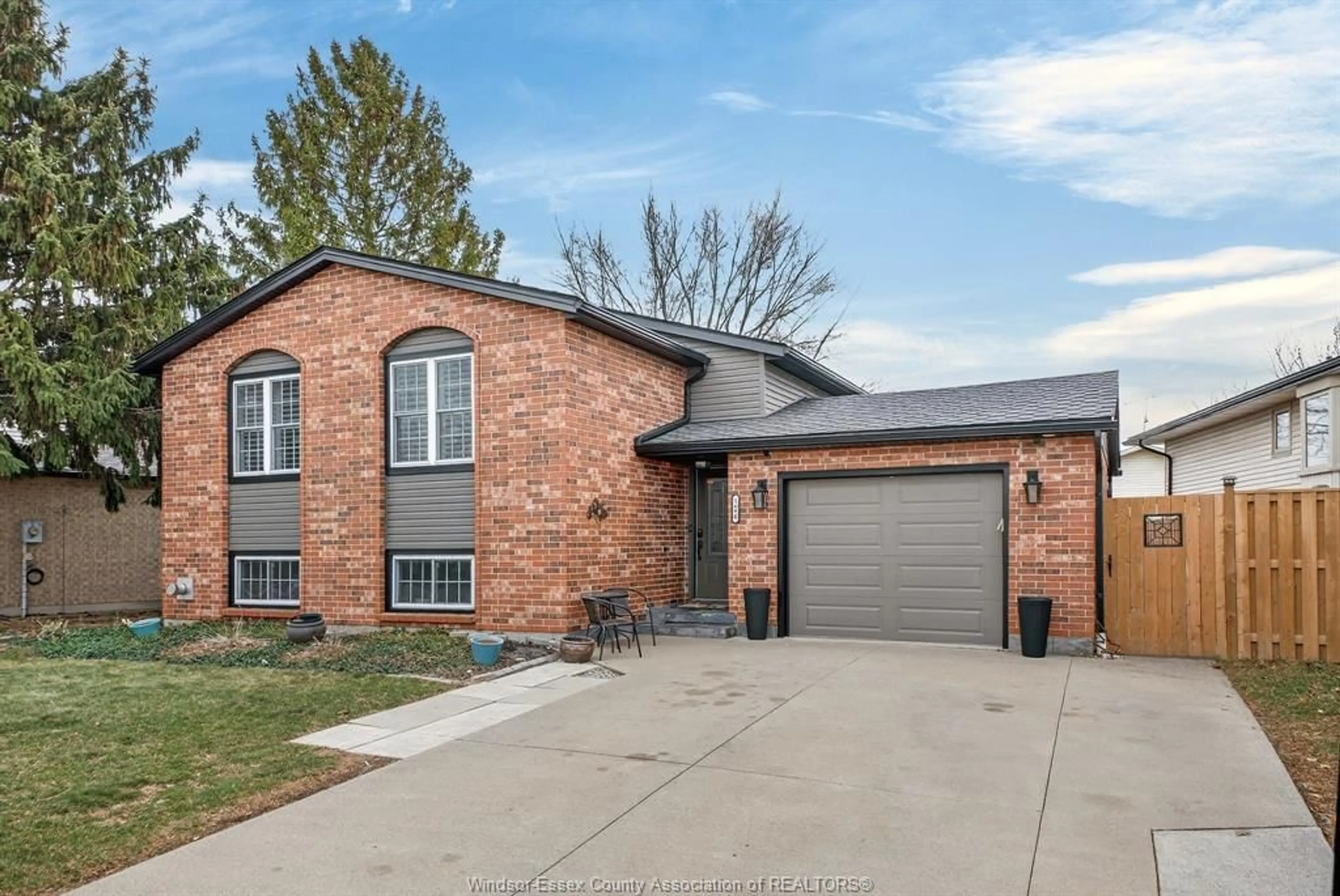 Home with brick exterior material, street for 1690 WINFIELD, LaSalle Ontario N9H 2G5