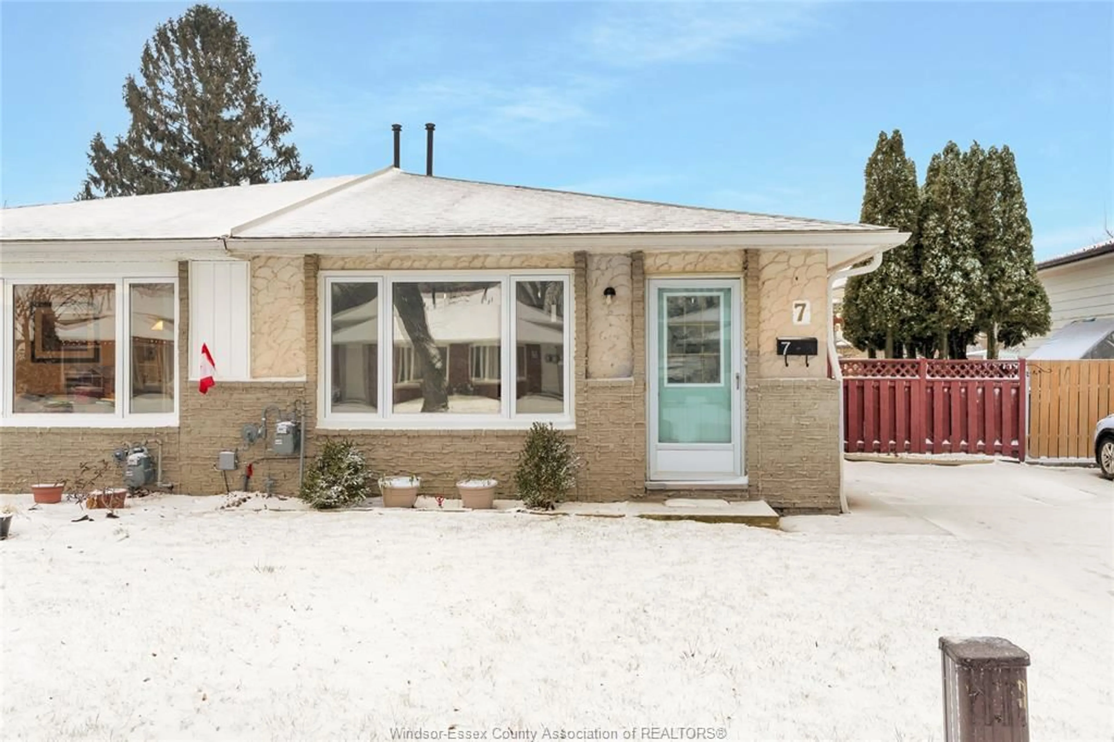 Unknown for 7 SATINWOOD, Leamington Ontario N8H 4P1