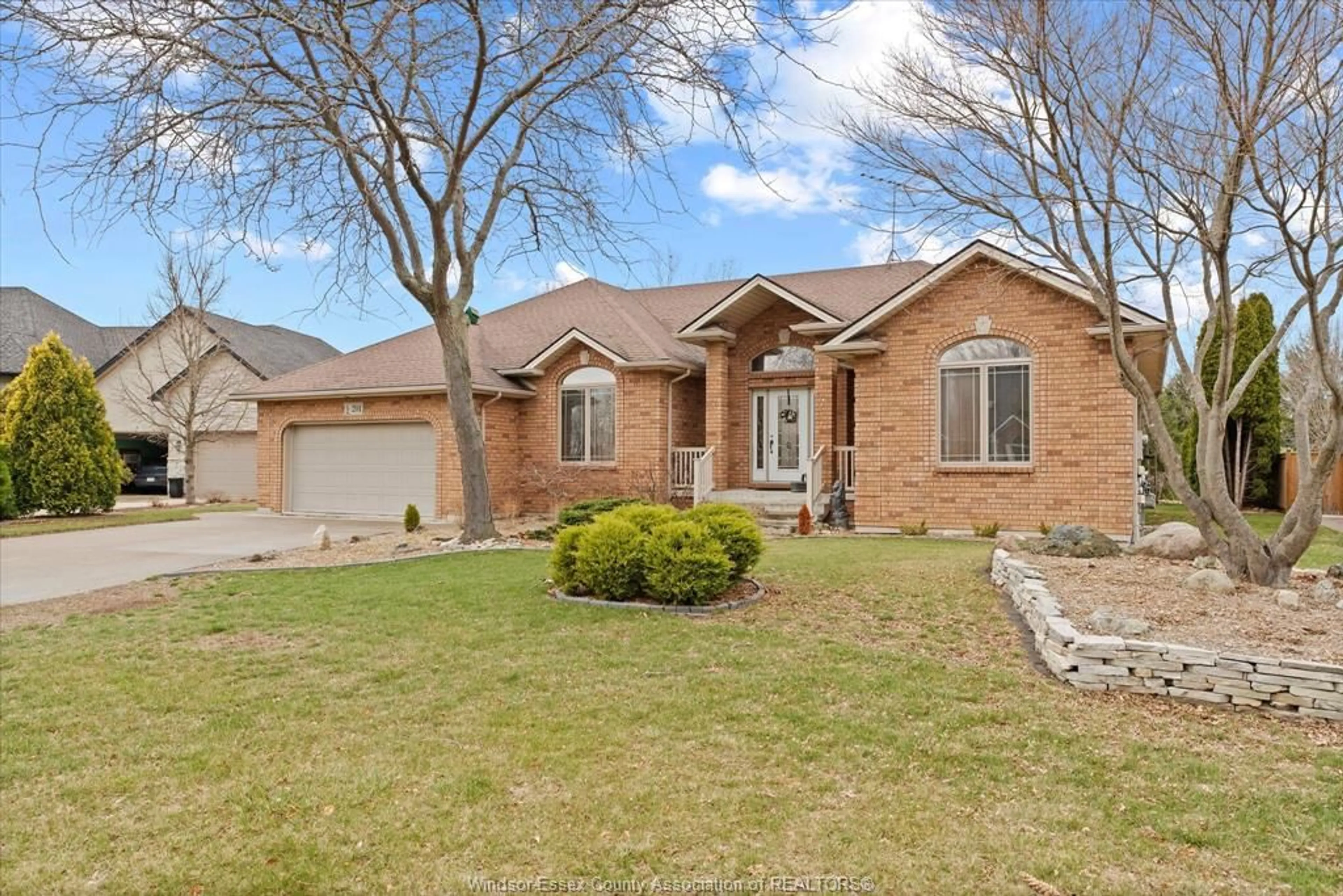 Home with brick exterior material, street for 201 IRONWOOD Dr, Amherstburg Ontario N9V 3R3