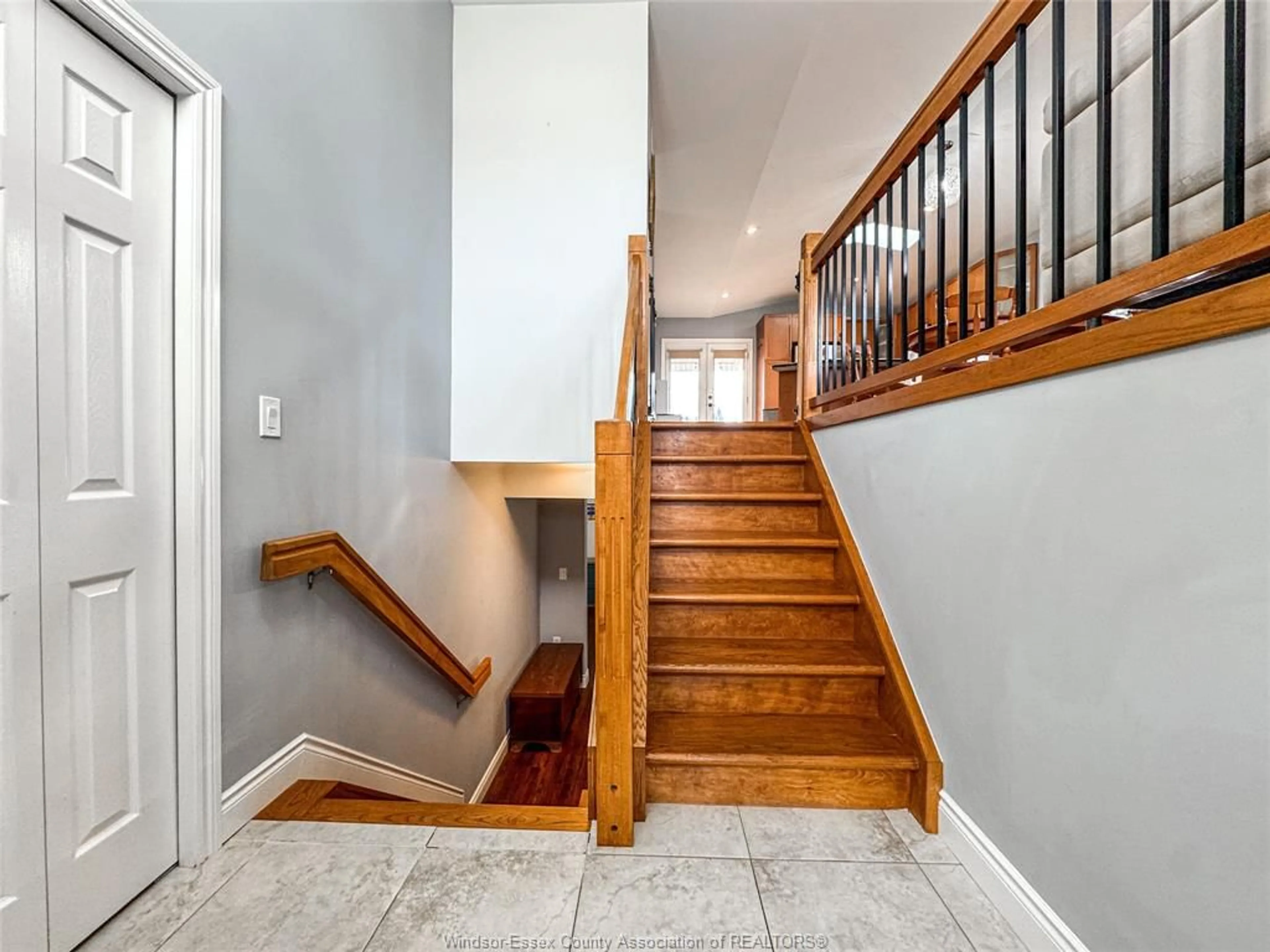 Unknown for 4260 BETTS Ave, LaSalle Ontario N9H 1G2