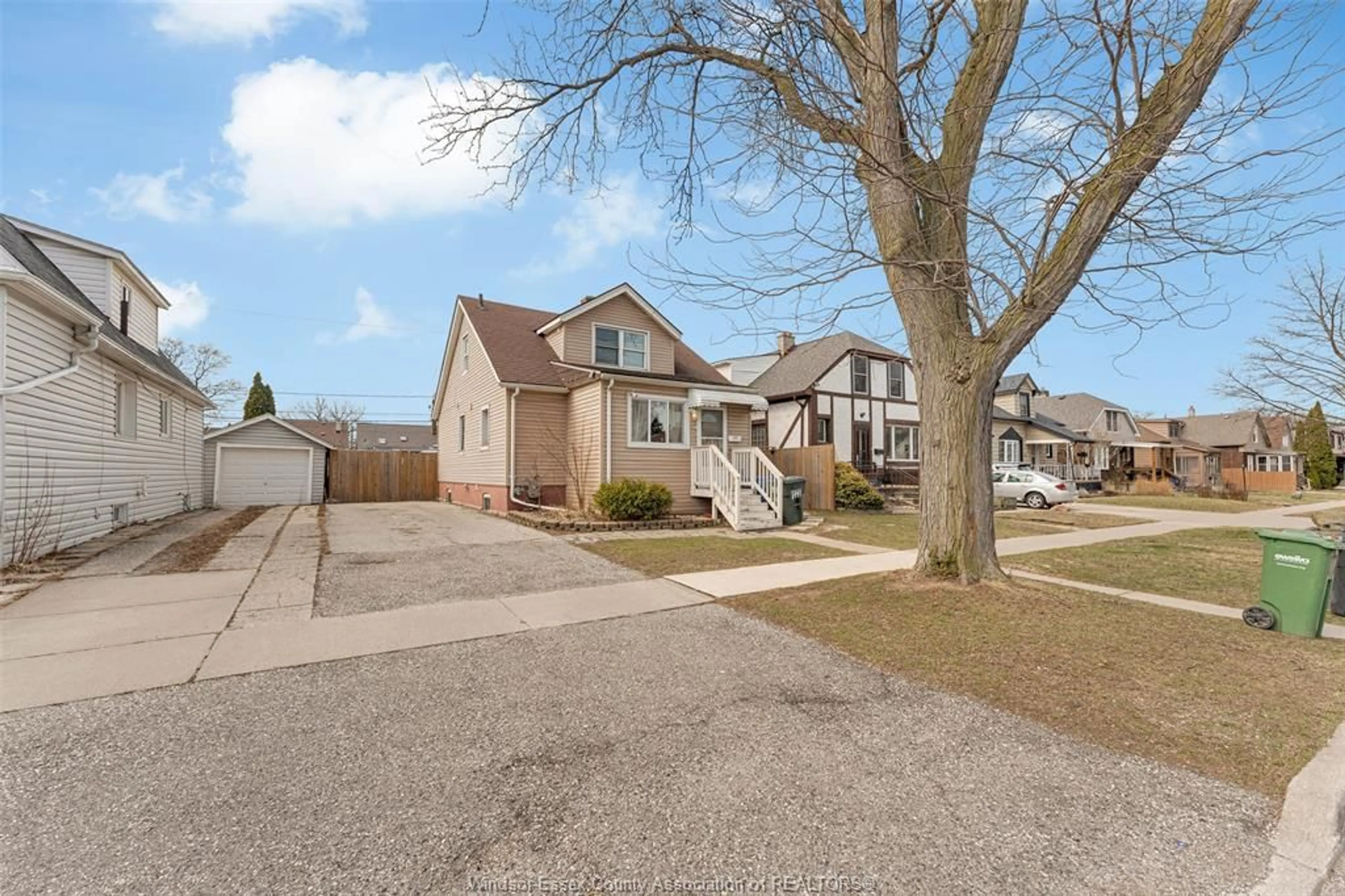 A pic from outside/outdoor area/front of a property/back of a property/a pic from drone, street for 1771 Windermere Rd, Windsor Ontario N8W 2S2