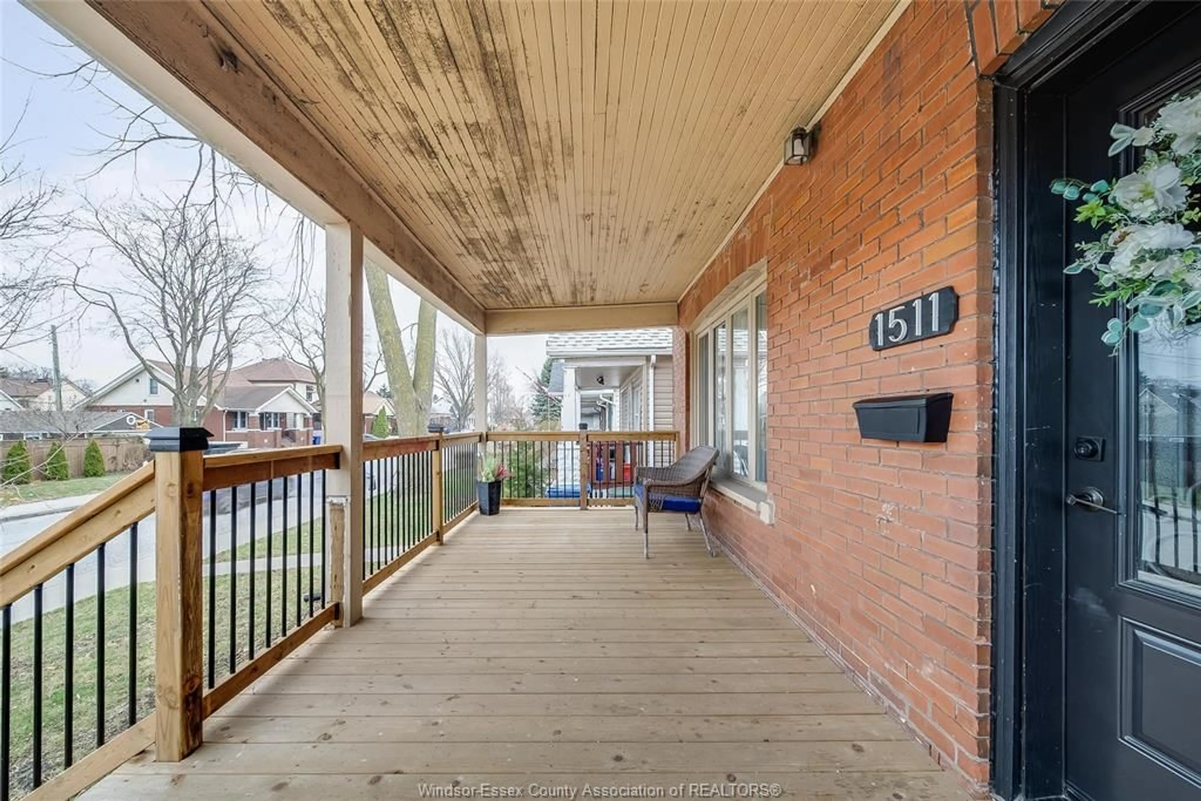 Unknown for 1511 HALL, Windsor Ontario N8X 4R6