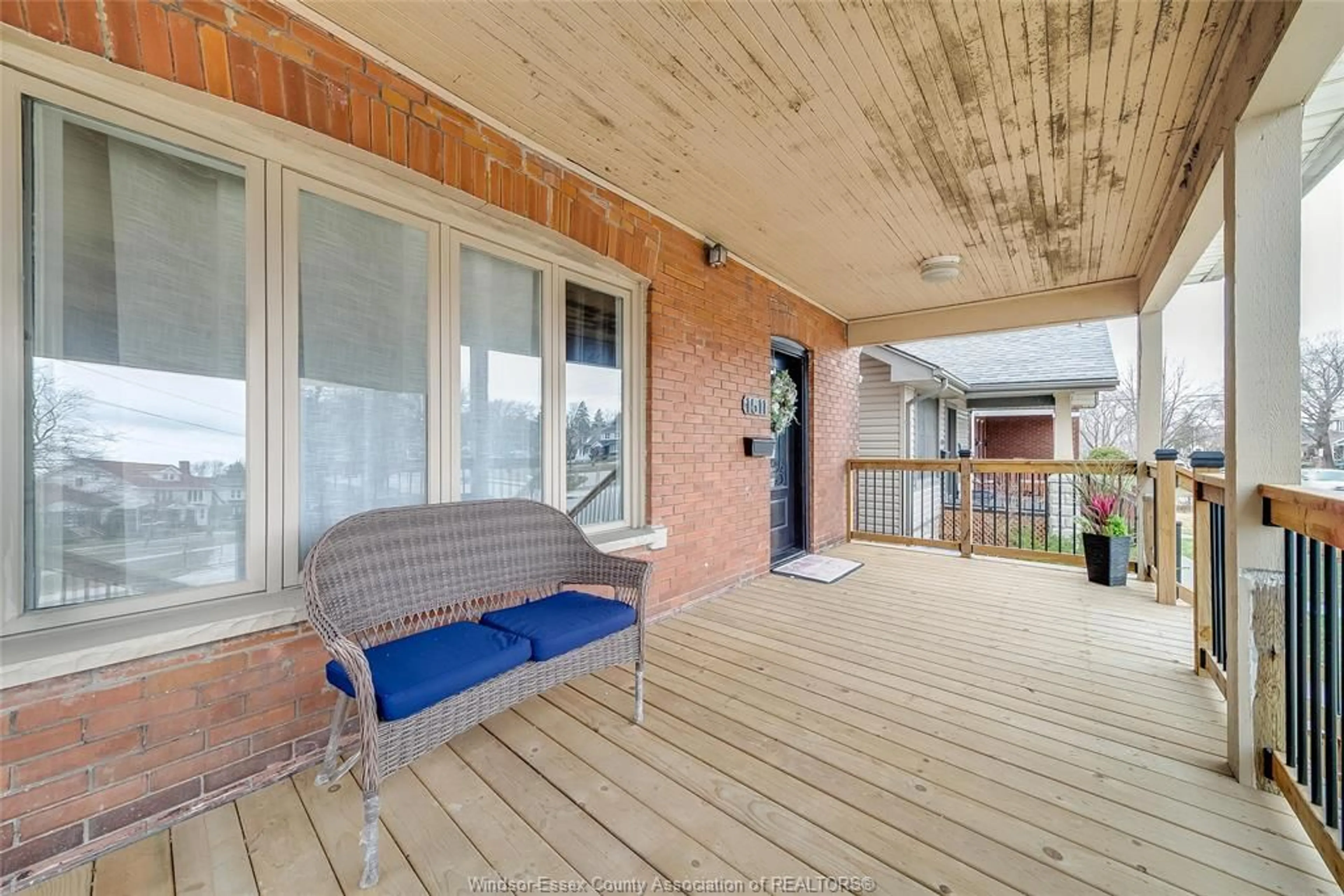 Patio, unknown for 1511 HALL, Windsor Ontario N8X 4R6