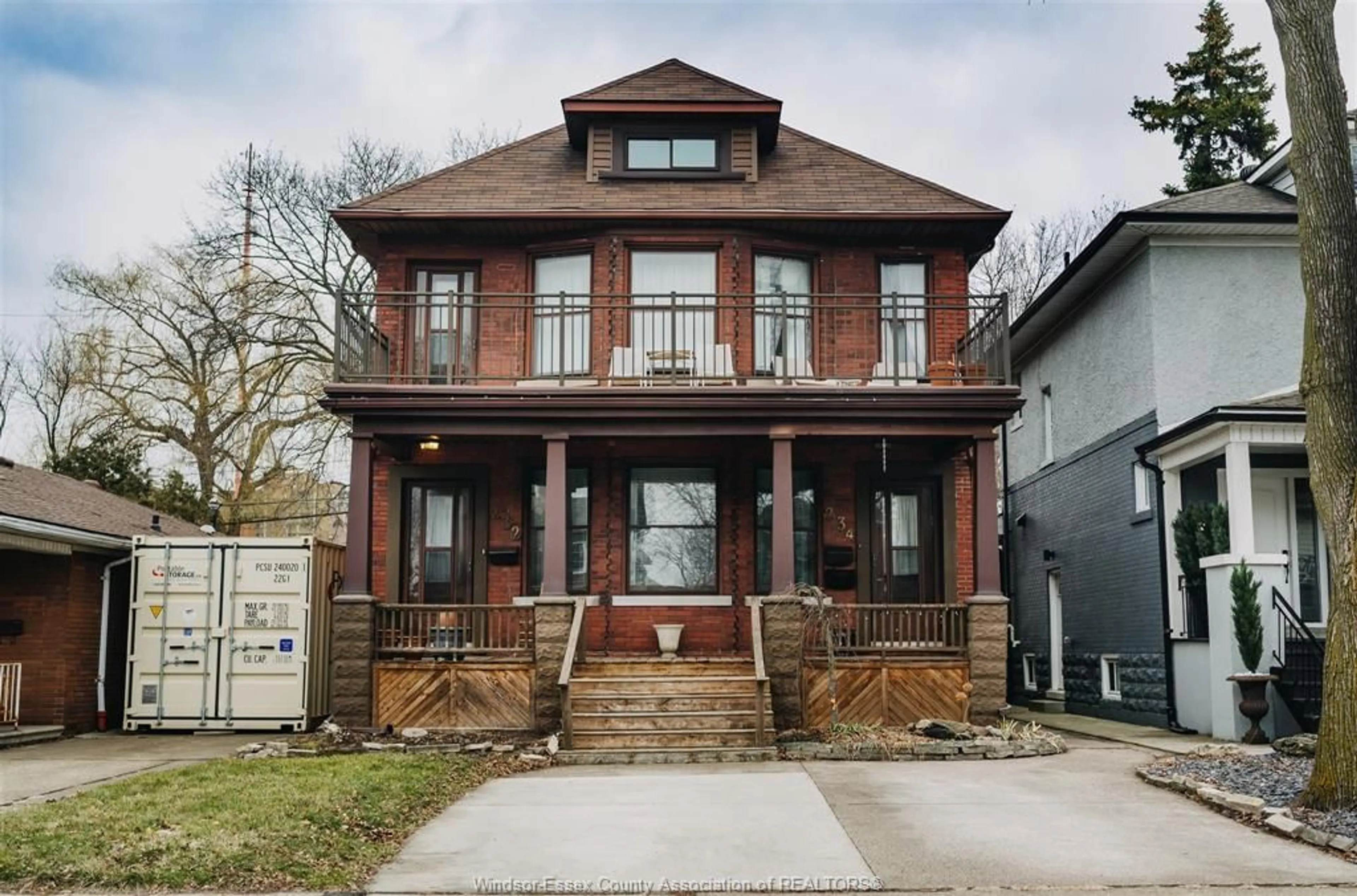 Unknown for 232-234 OAK Ave, Windsor Ontario N9A 5E3