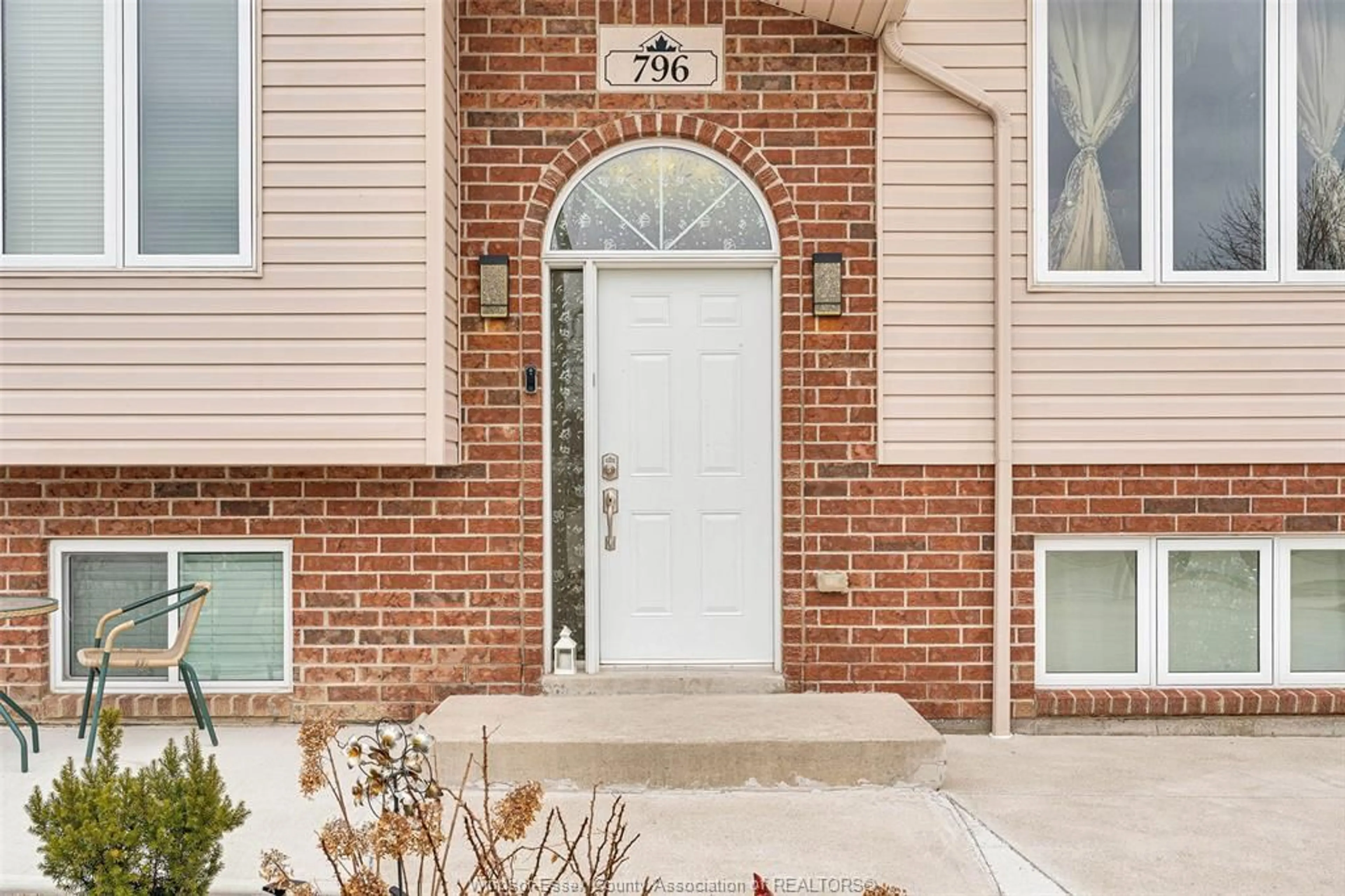 Home with brick exterior material, street for 796 RICHMOND St, Amherstburg Ontario N9V 4A3