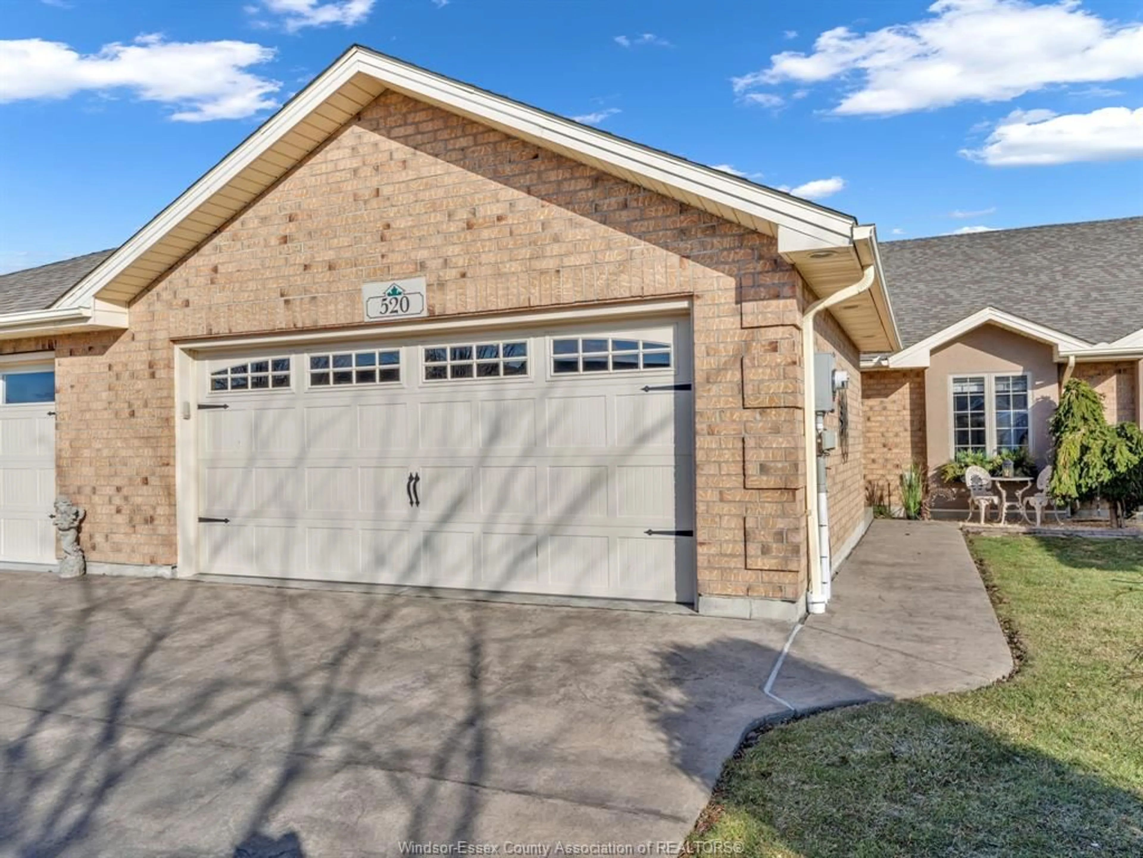 Home with brick exterior material, street for 520 GOLFVIEW Dr, Amherstburg Ontario N9V 0A2