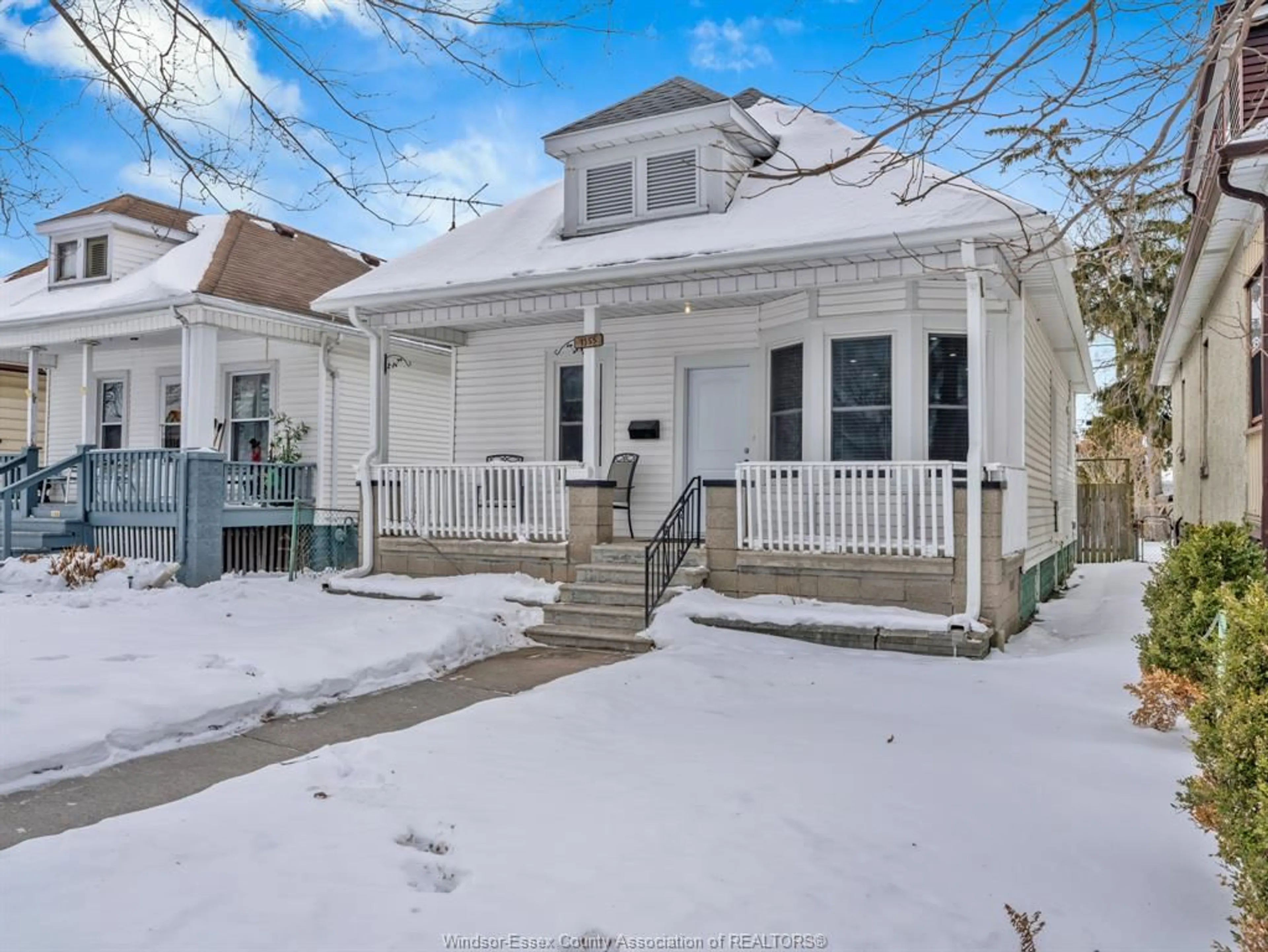 Home with vinyl exterior material, street for 1155 MOY Ave, Windsor Ontario N9A 2P4