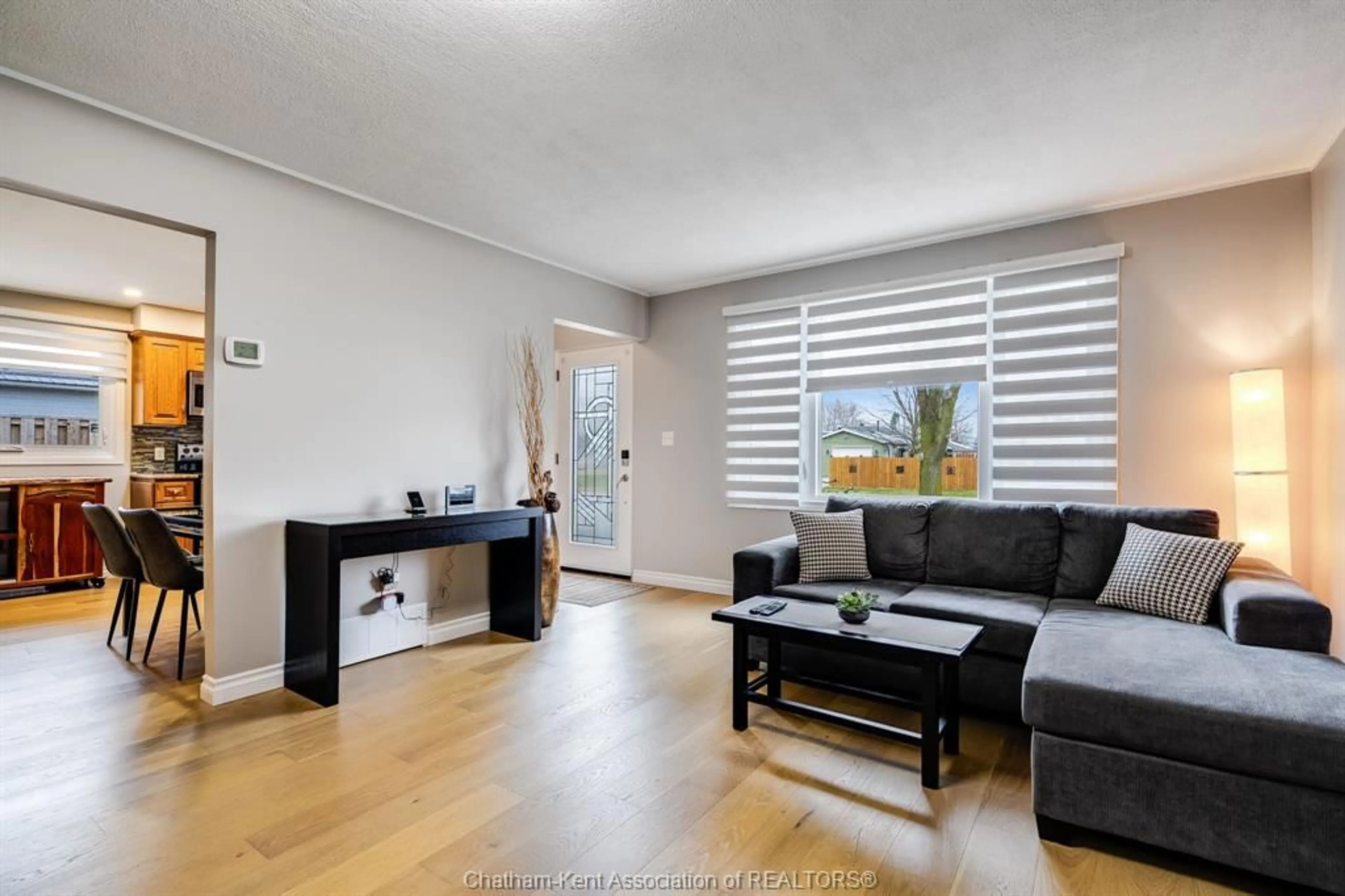 Living room with furniture, unknown for 63 PEIRONE Cres, Chatham Ontario N7L 4B7